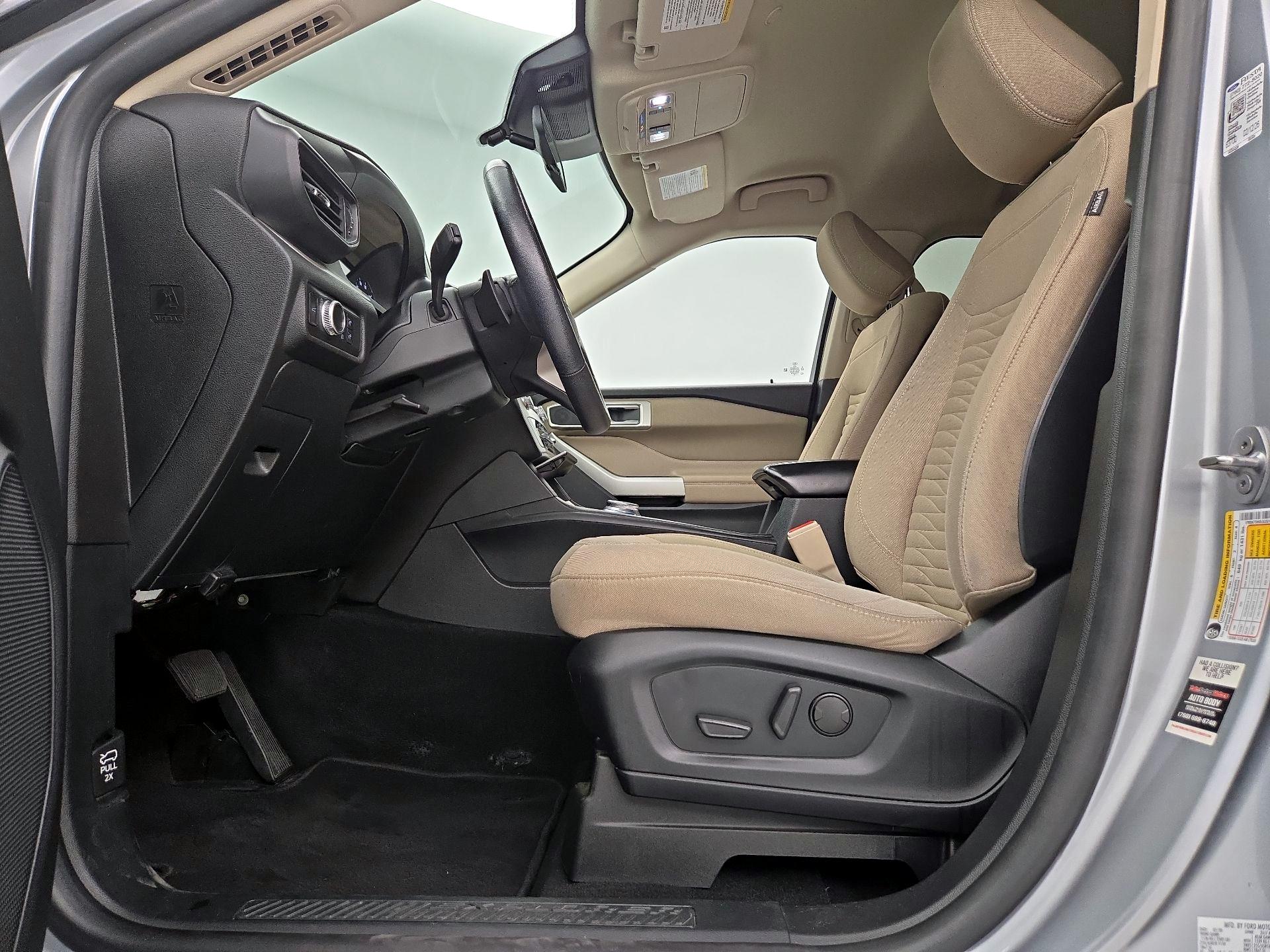 Thumbnail: 2020 Ford Explorer - 11