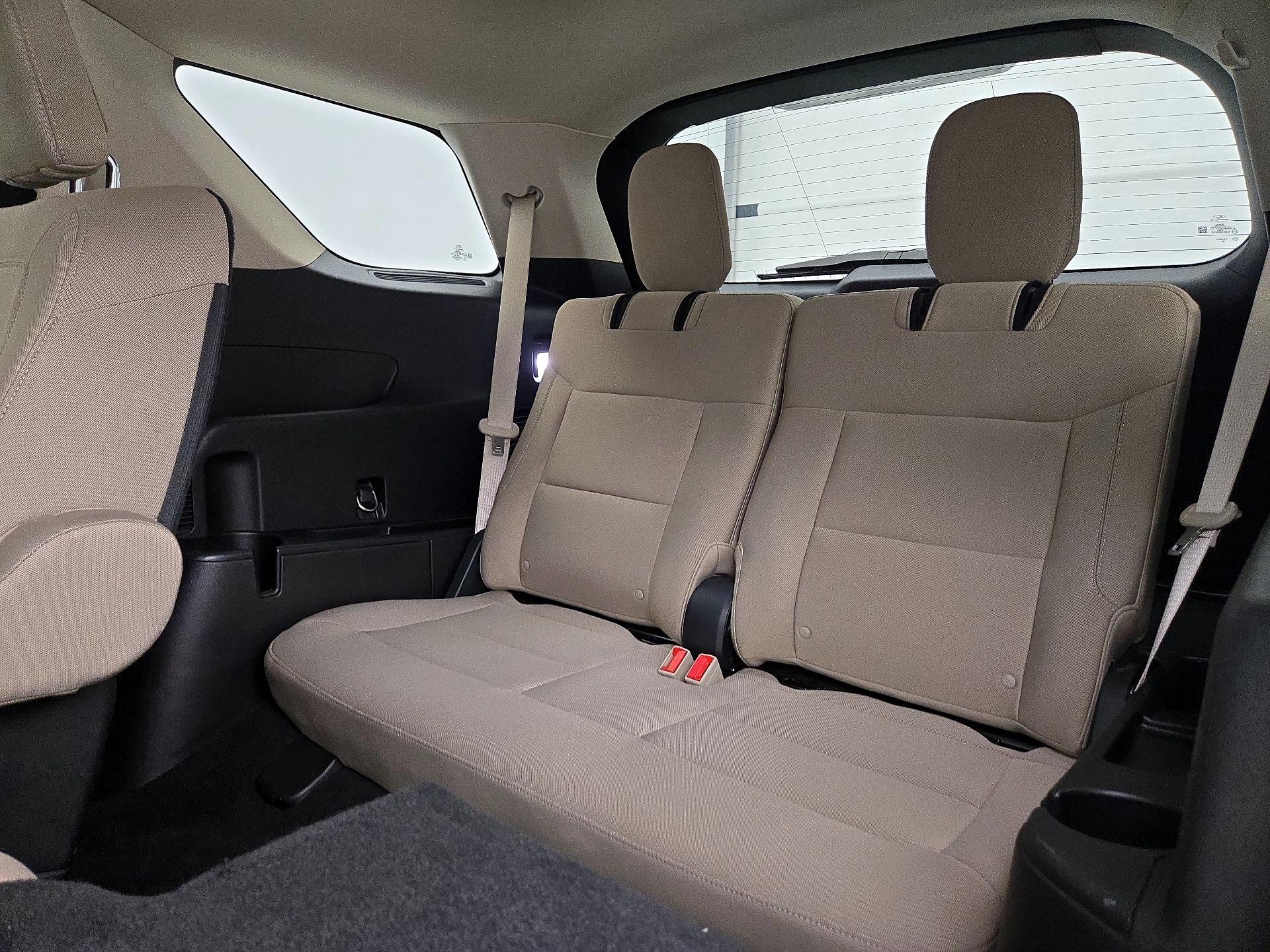 Thumbnail: 2020 Ford Explorer - 20