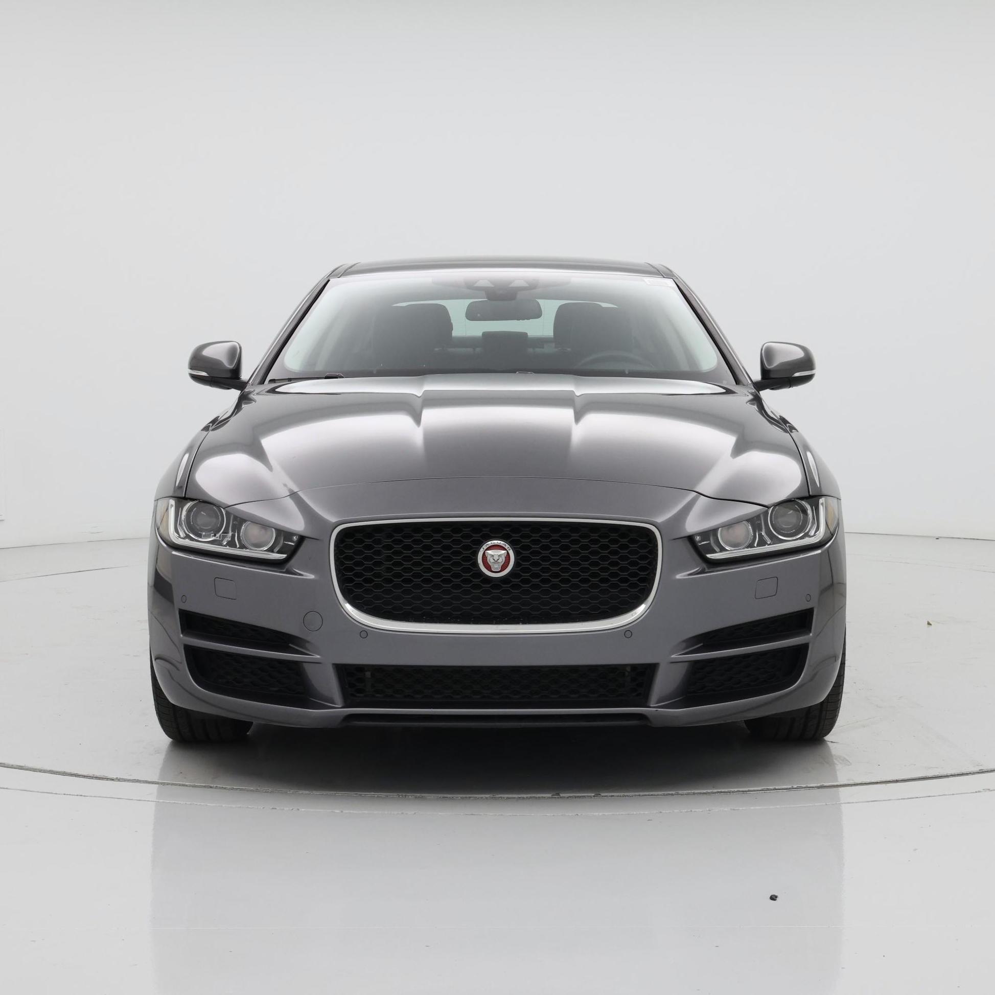 Thumbnail: 2017 Jaguar XE - 5