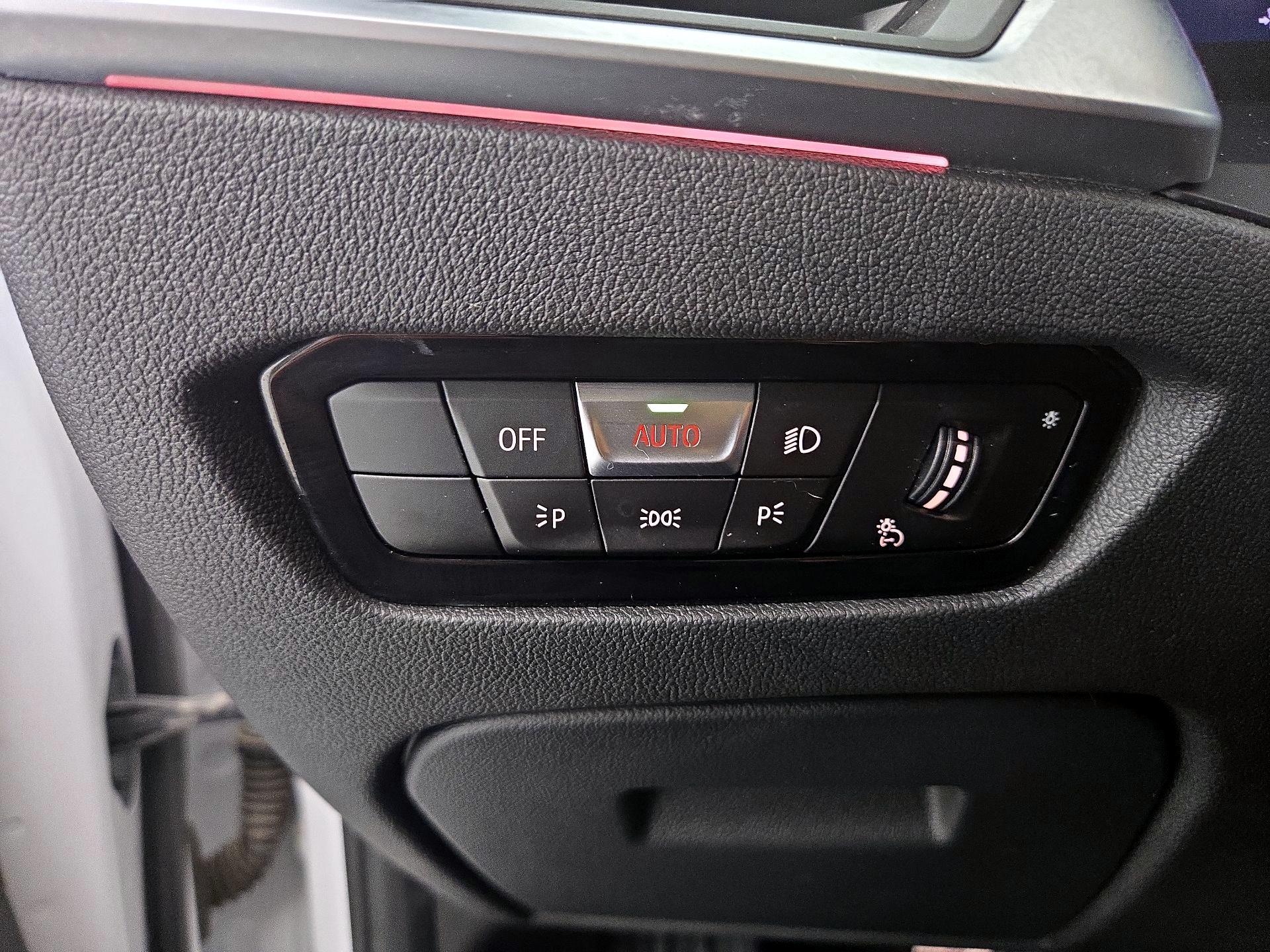 Thumbnail: 2020 BMW 3 Series - 13