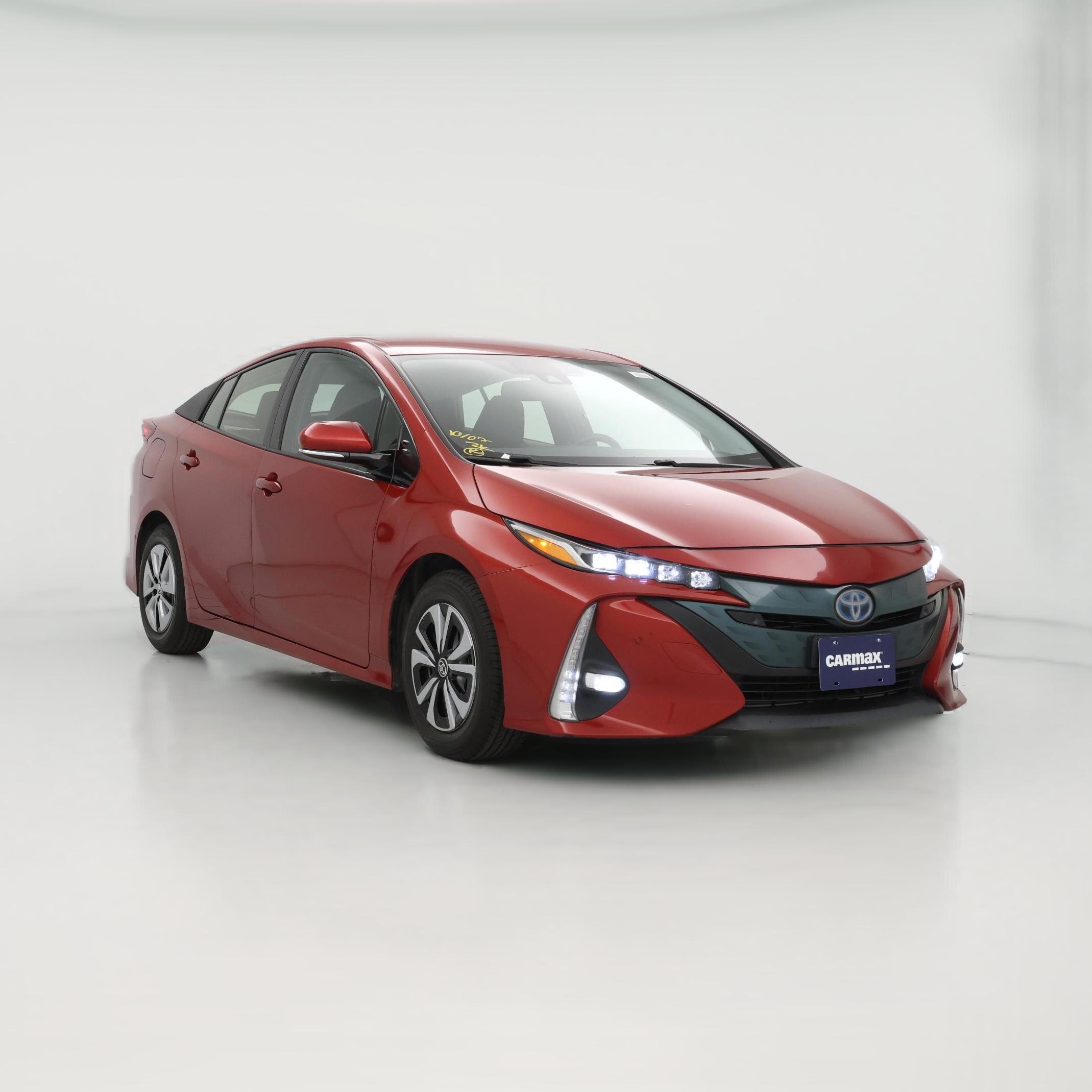 Thumbnail: 2018 Toyota Prius Prime - 1