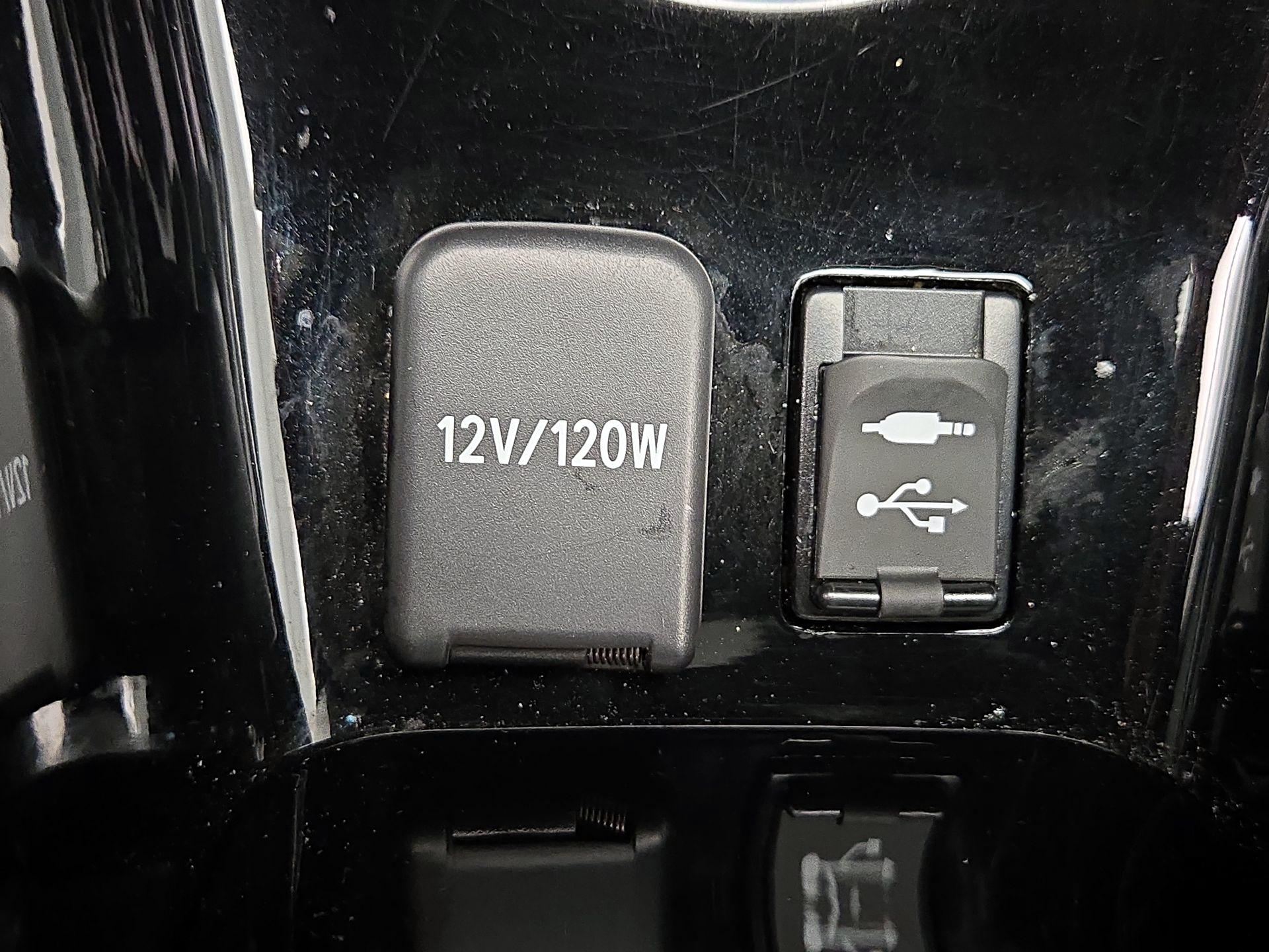 Thumbnail: 2018 Toyota Prius Prime - 19