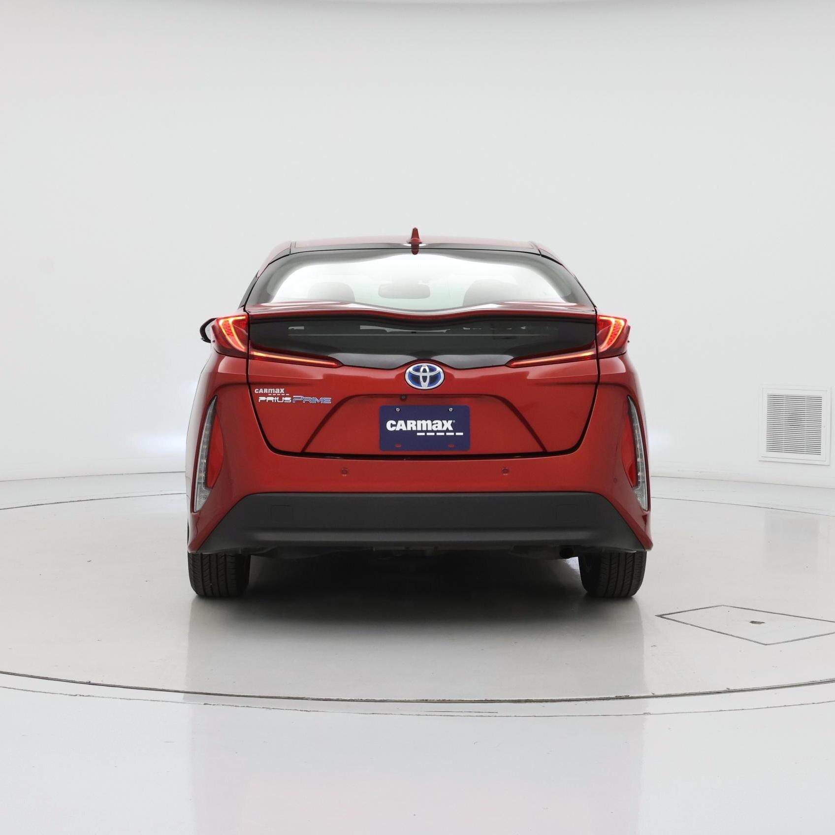 Thumbnail: 2018 Toyota Prius Prime - 6