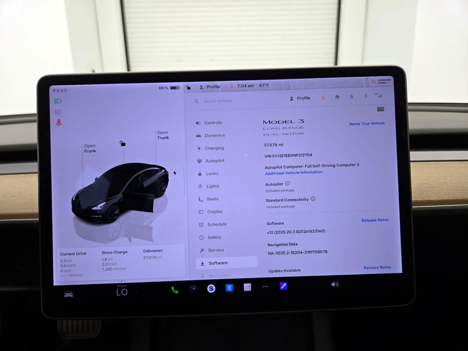 Thumbnail: 2022 Tesla Model 3 - 13