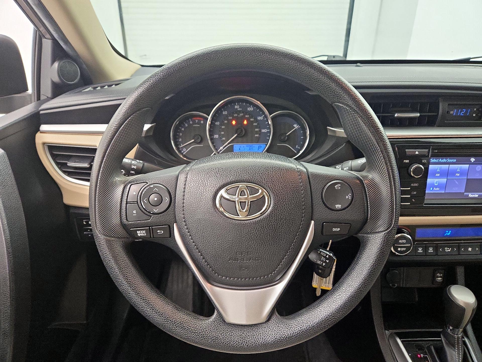 Thumbnail: 2016 Toyota Corolla - 10
