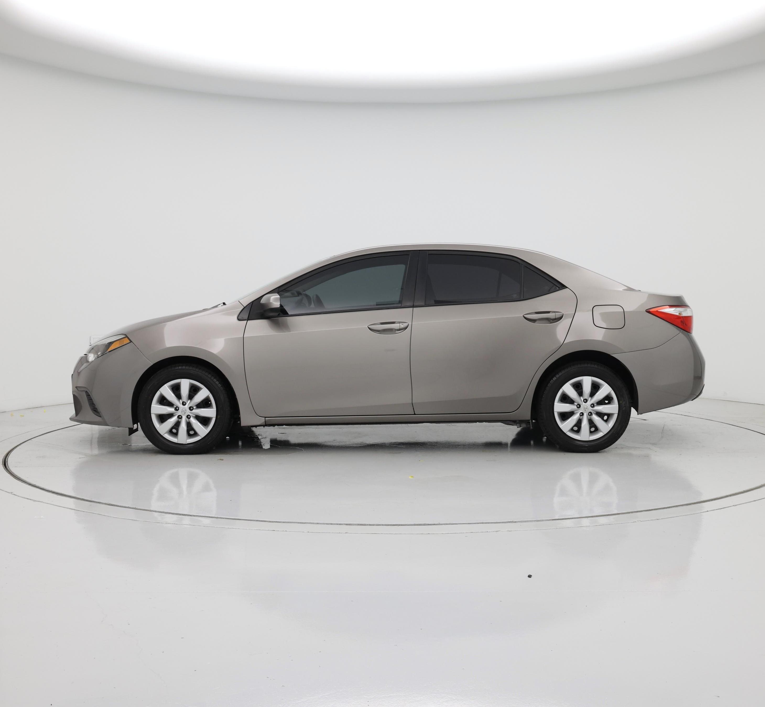 Thumbnail: 2016 Toyota Corolla - 3