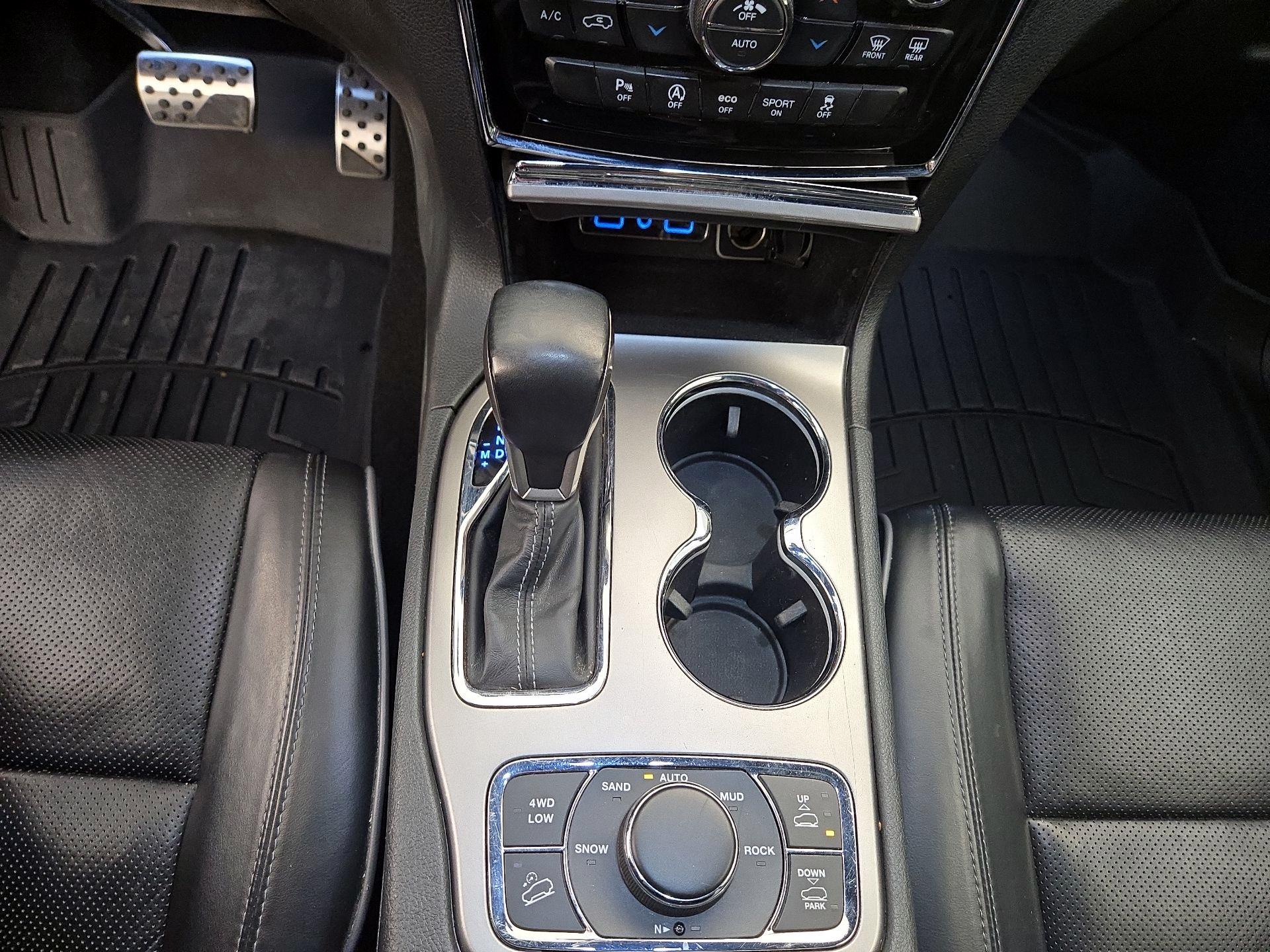 Thumbnail: 2020 Jeep Grand Cherokee - 18