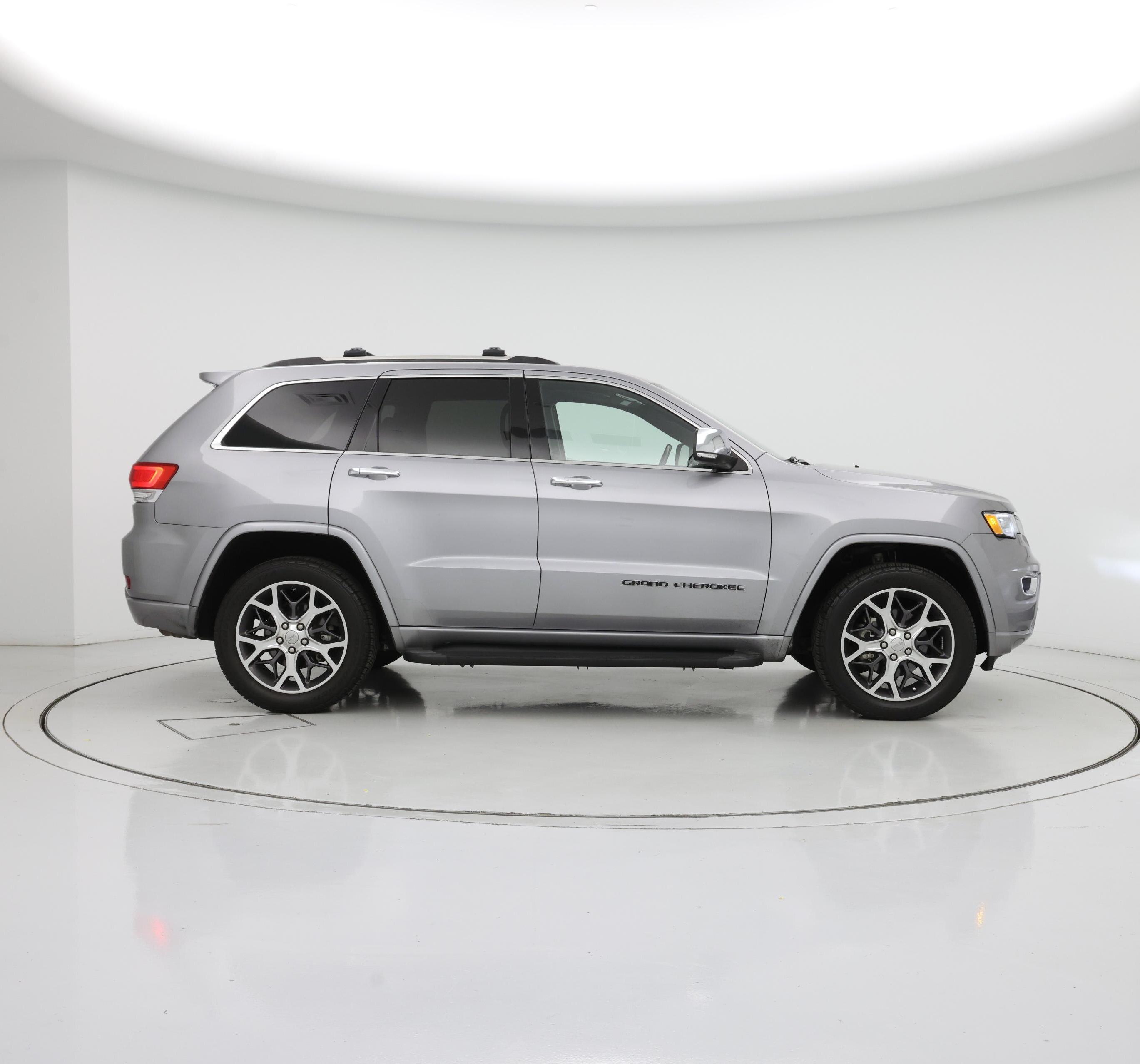 Thumbnail: 2020 Jeep Grand Cherokee - 7