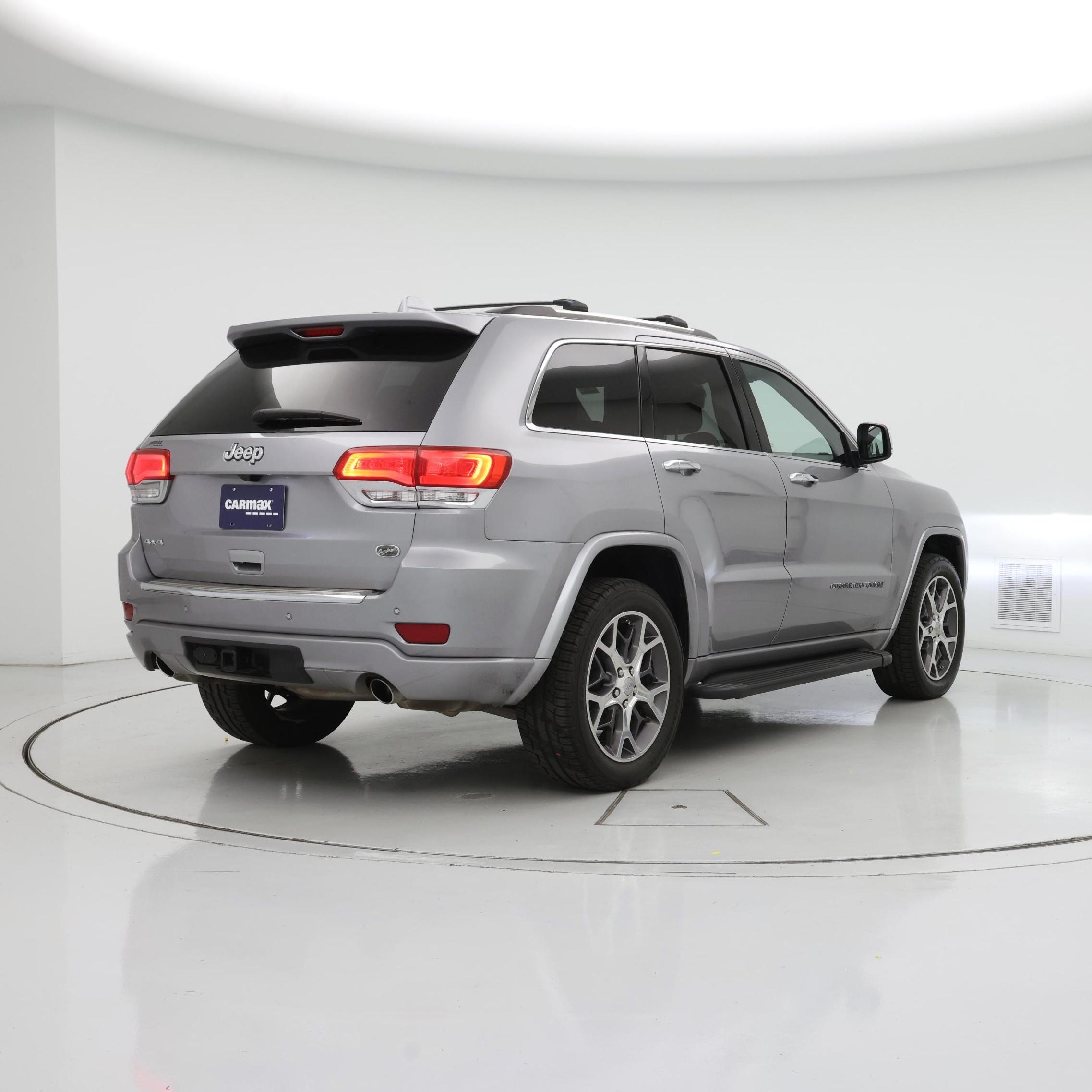 Thumbnail: 2020 Jeep Grand Cherokee - 8