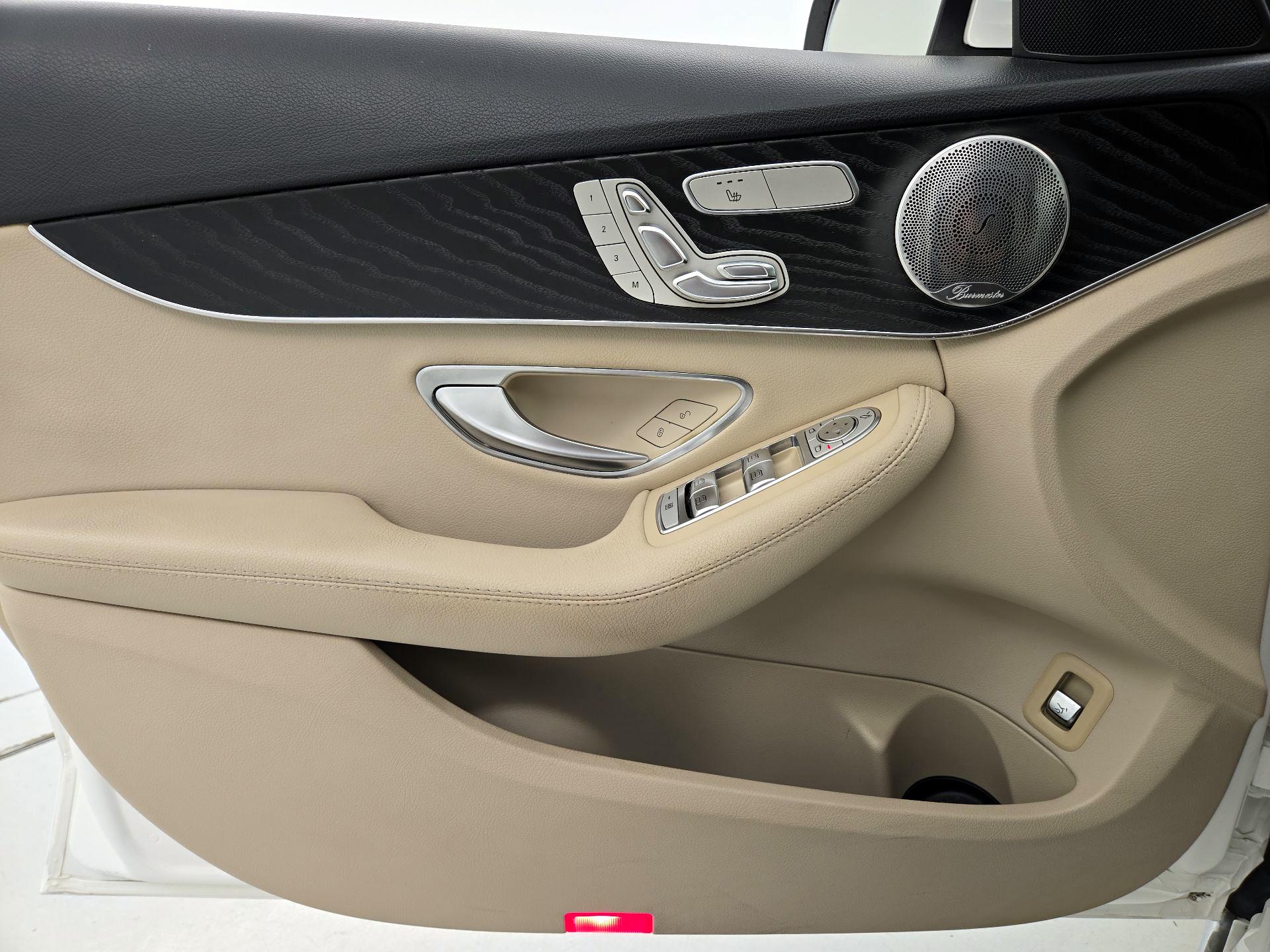 Thumbnail: 2017 Mercedes-Benz C-Class - 12