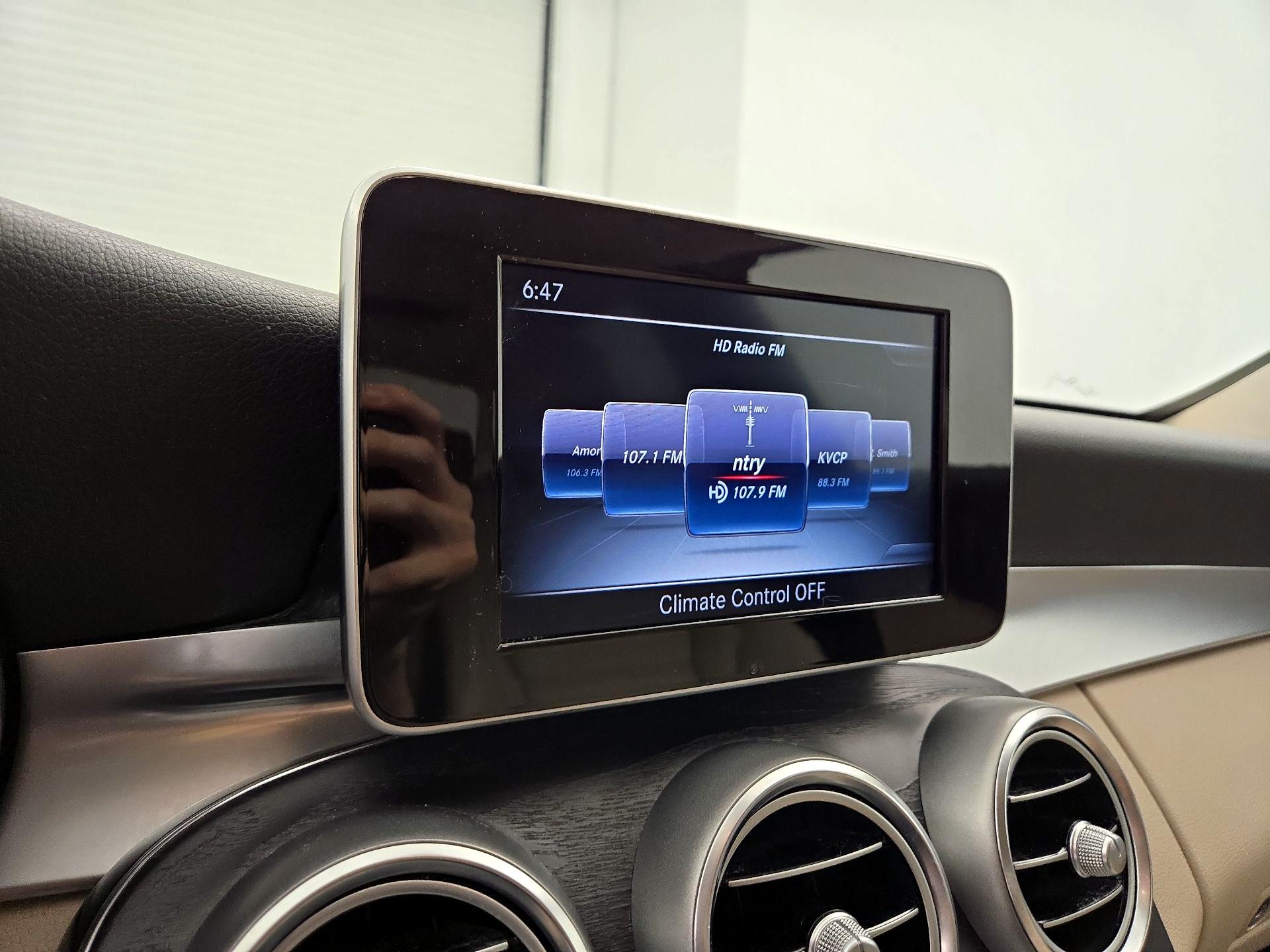 Thumbnail: 2017 Mercedes-Benz C-Class - 15