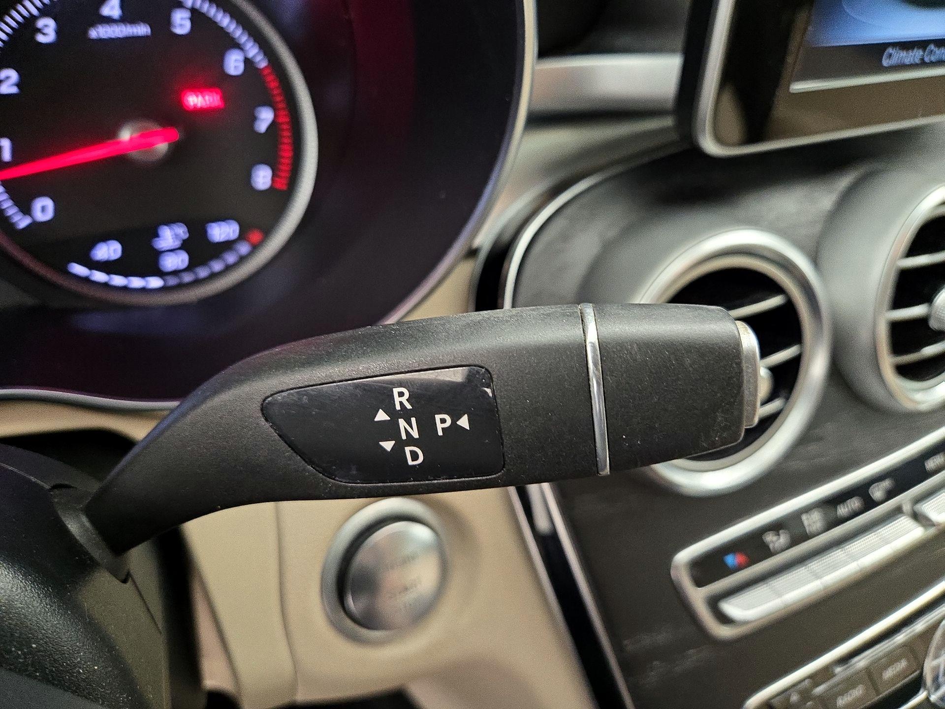 Thumbnail: 2017 Mercedes-Benz C-Class - 17