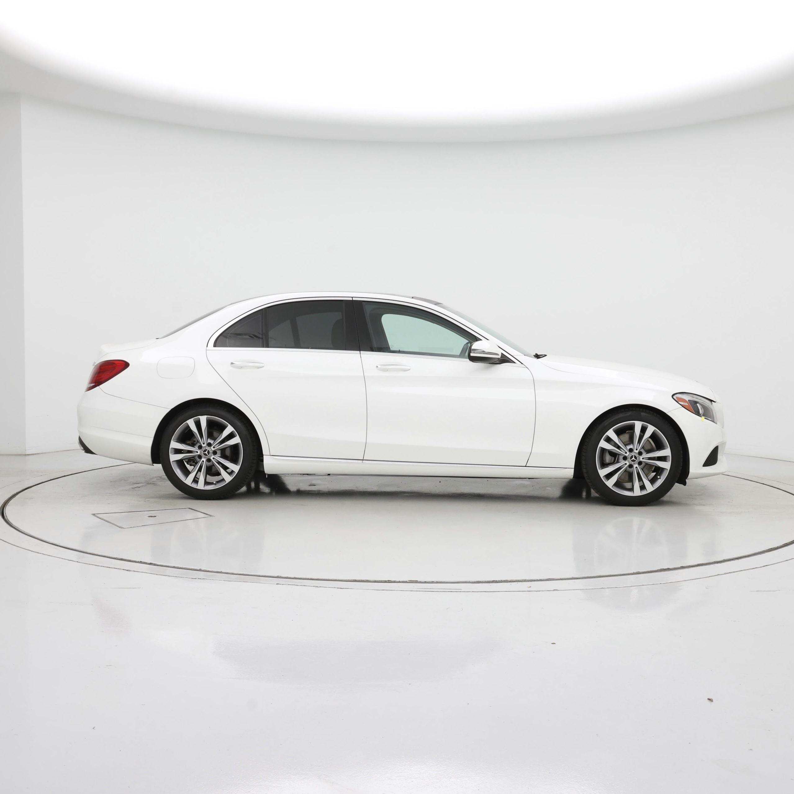 Thumbnail: 2017 Mercedes-Benz C-Class - 7