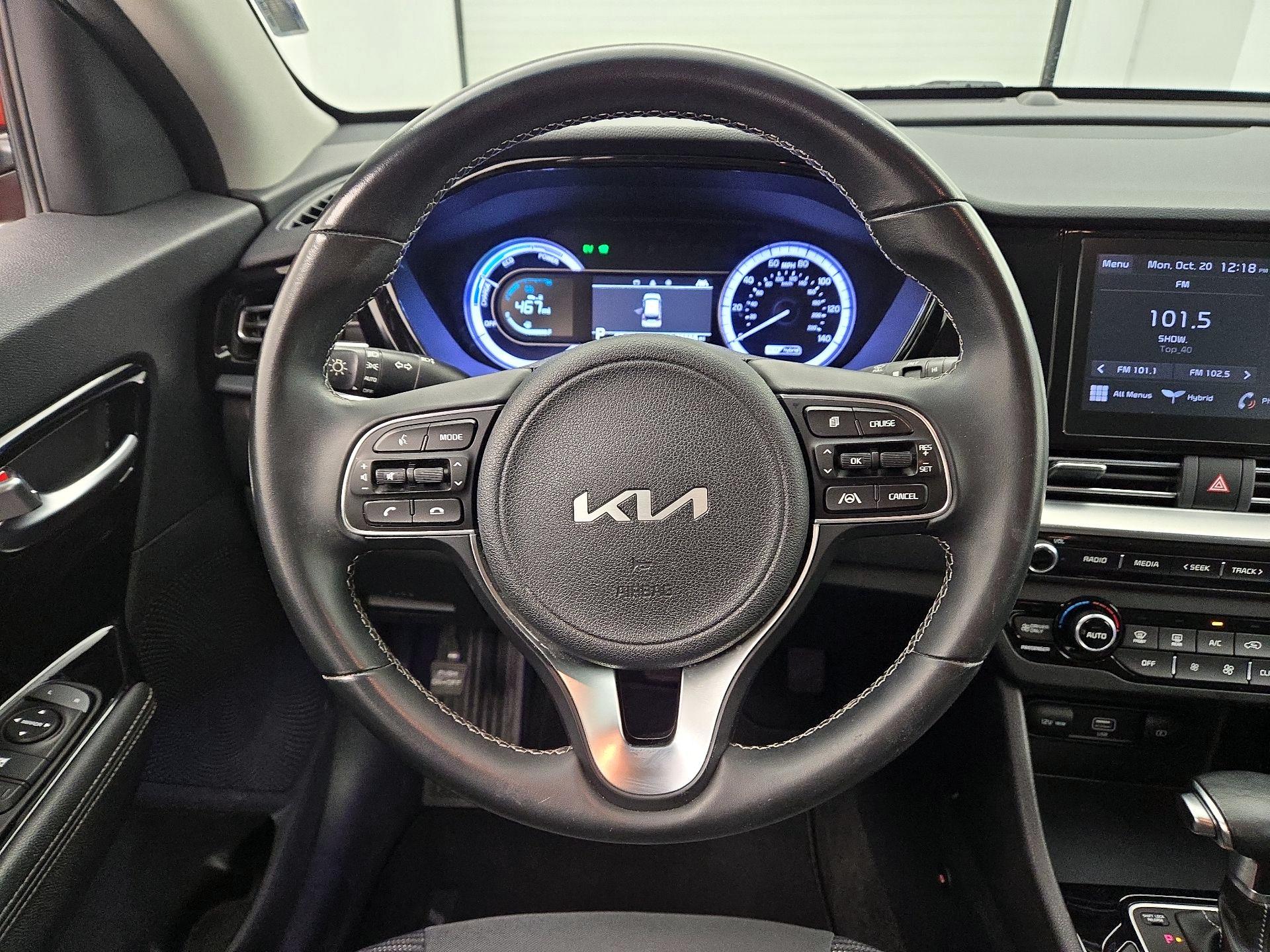 Thumbnail: 2022 Kia Niro - 10