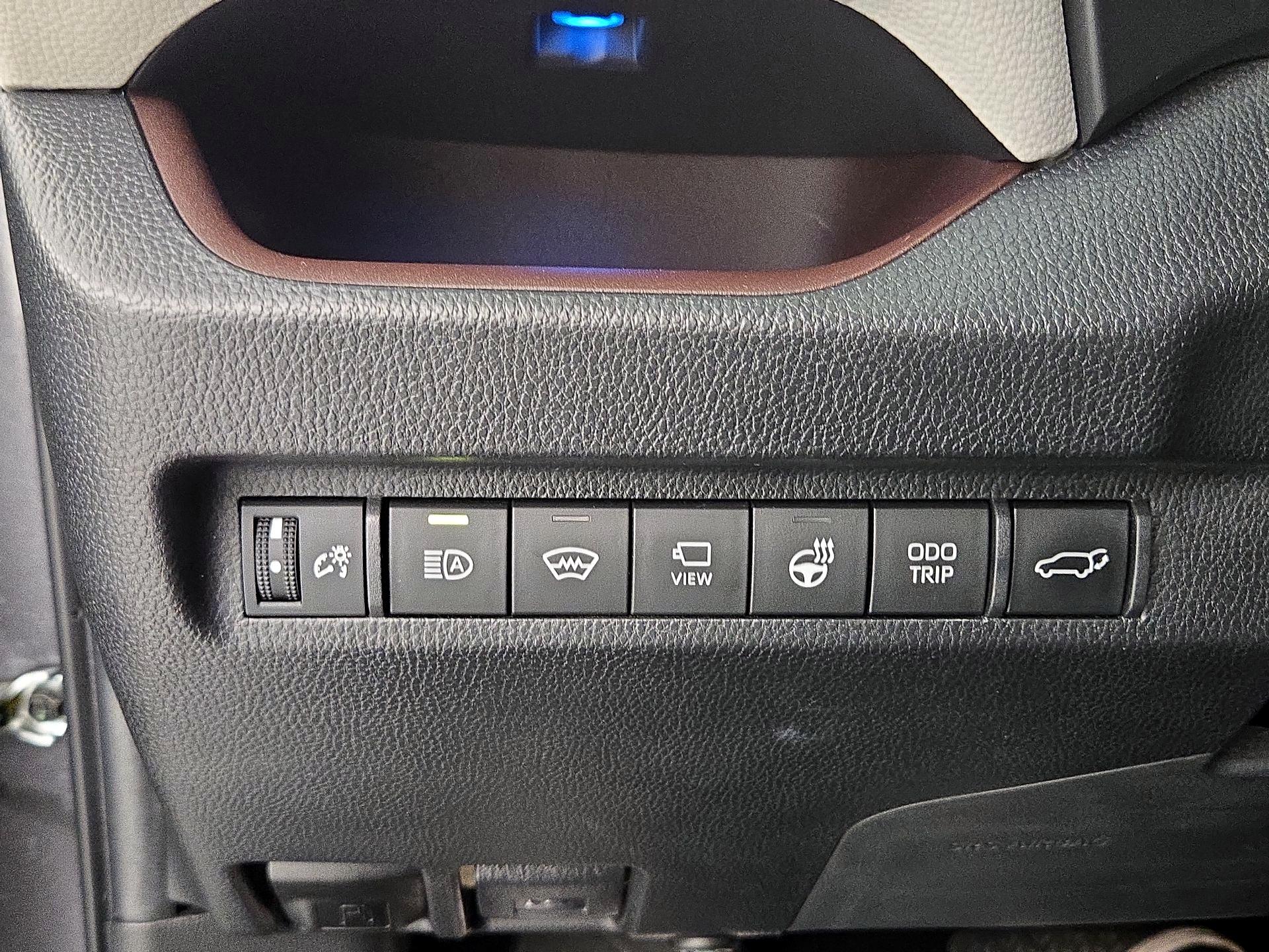 Thumbnail: 2023 Toyota RAV4 - 13