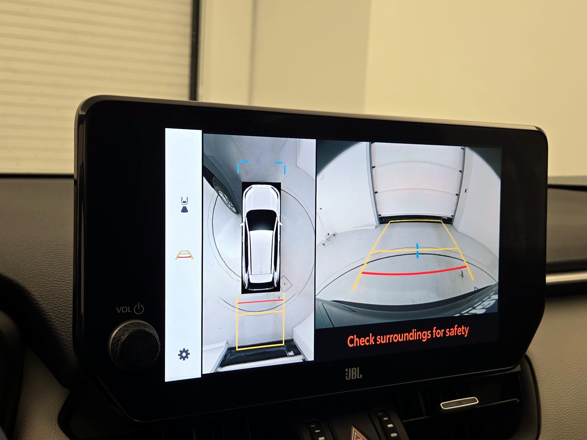 Thumbnail: 2023 Toyota RAV4 - 14