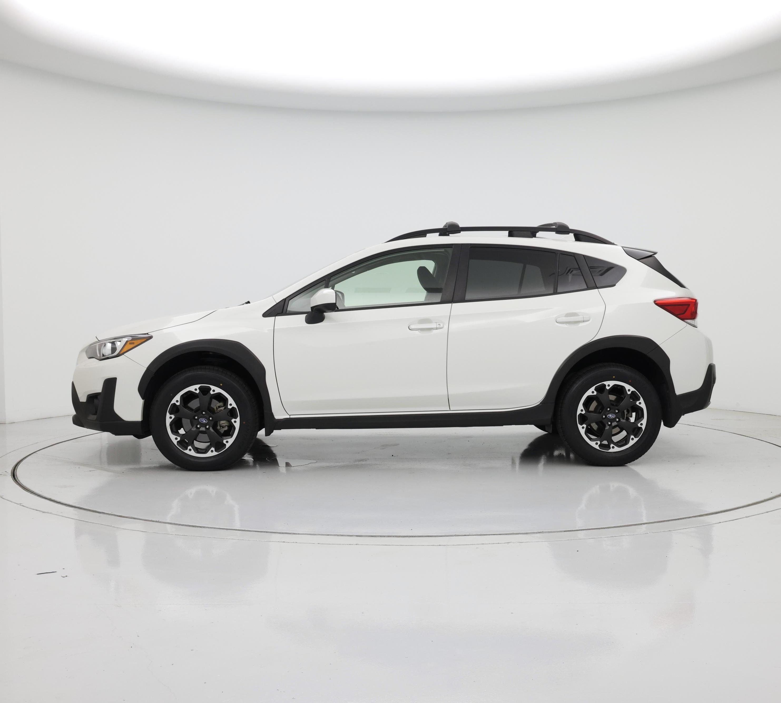 Thumbnail: 2021 Subaru Crosstrek - 3