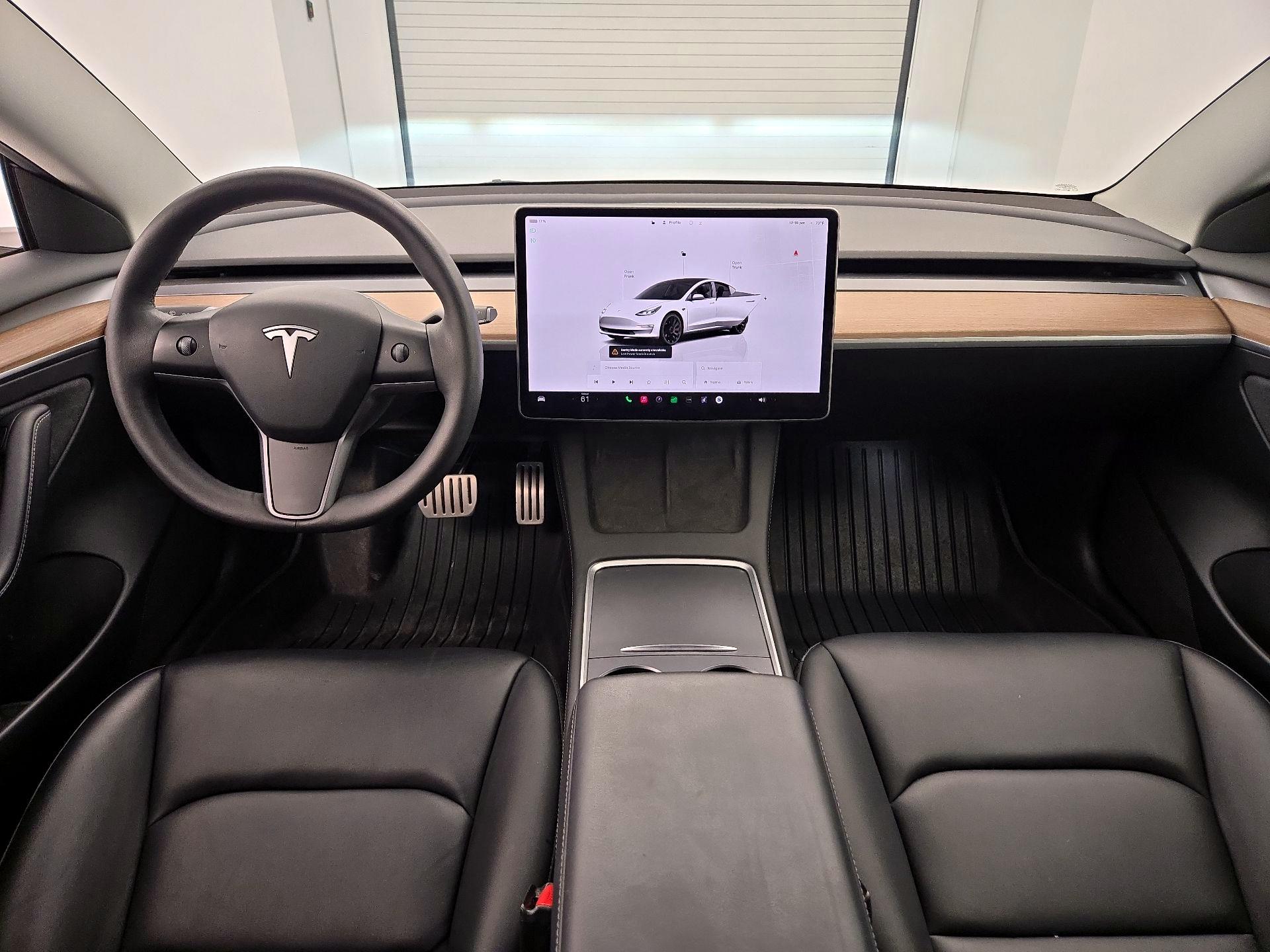 Thumbnail: 2023 Tesla Model 3 - 9