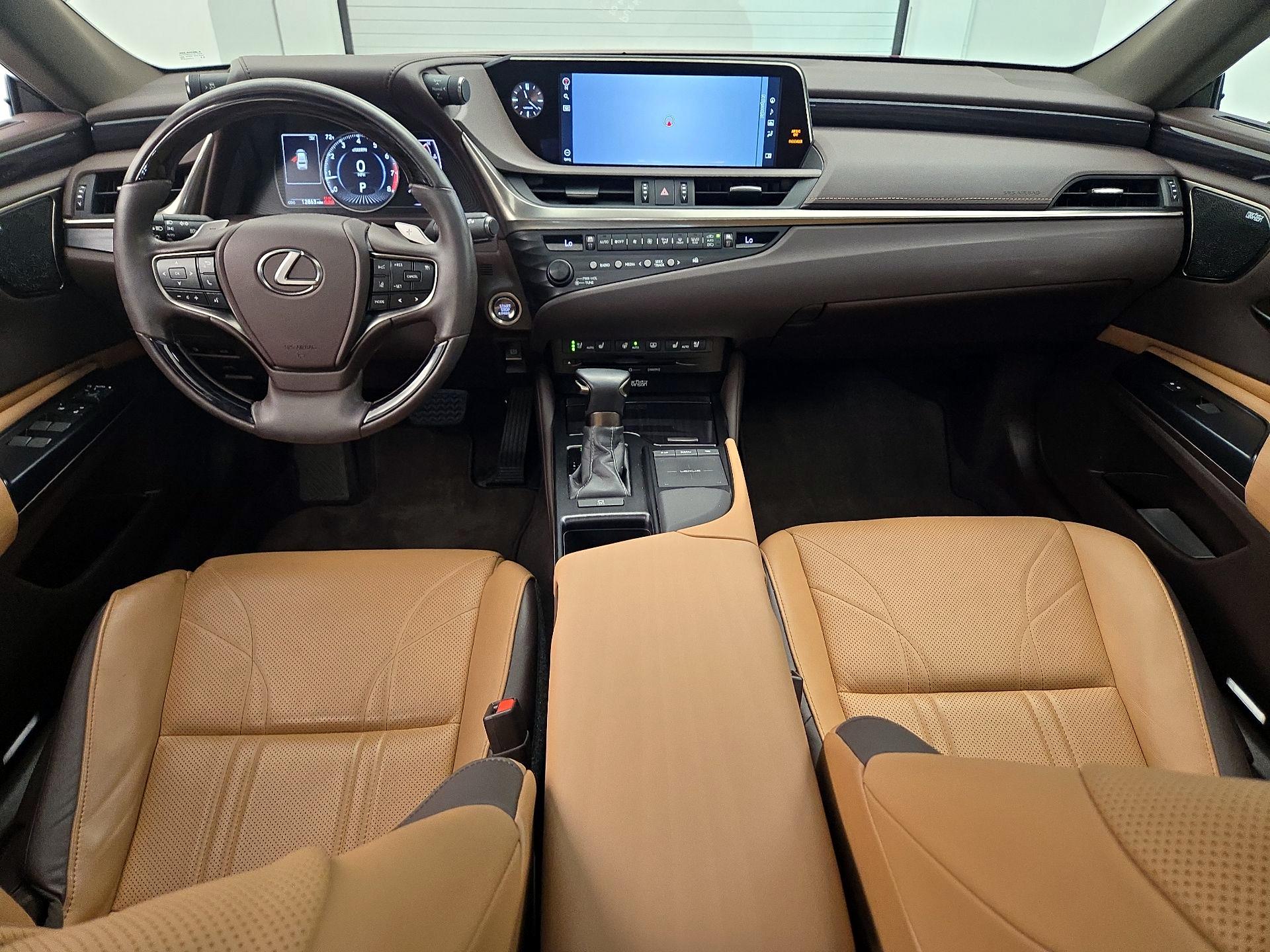 Thumbnail: 2020 Lexus ES - 9