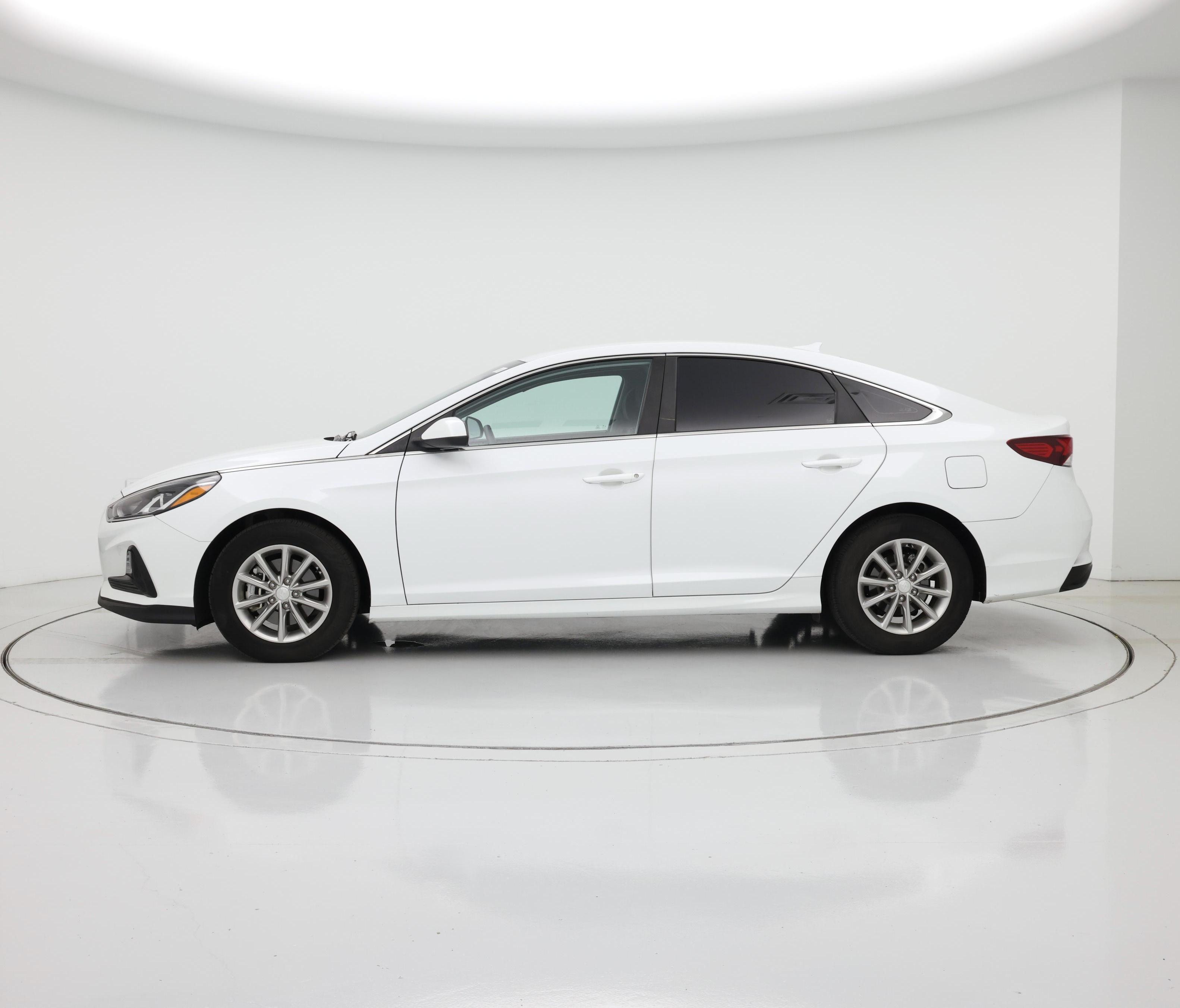 Thumbnail: 2019 Hyundai Sonata - 3