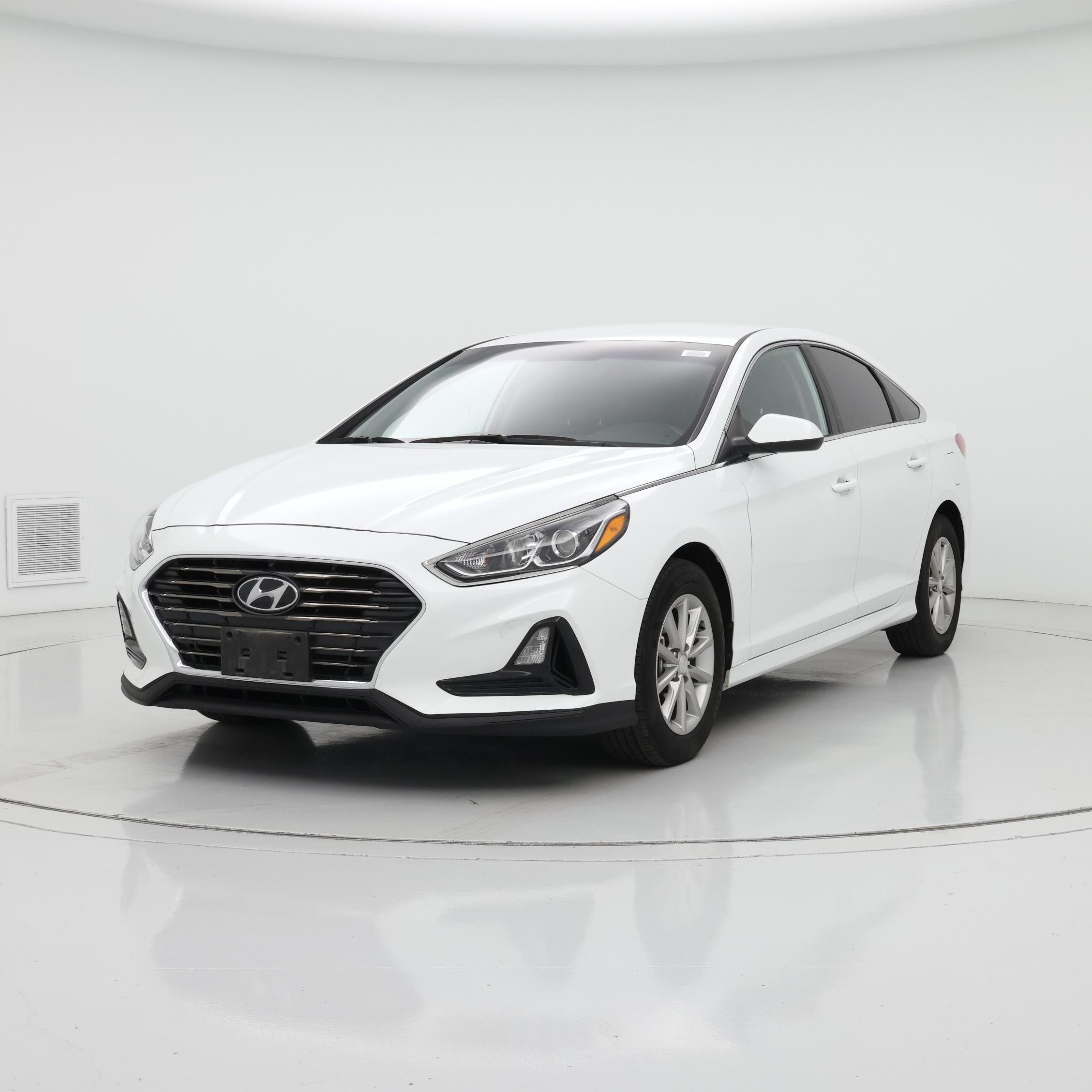 Thumbnail: 2019 Hyundai Sonata - 4