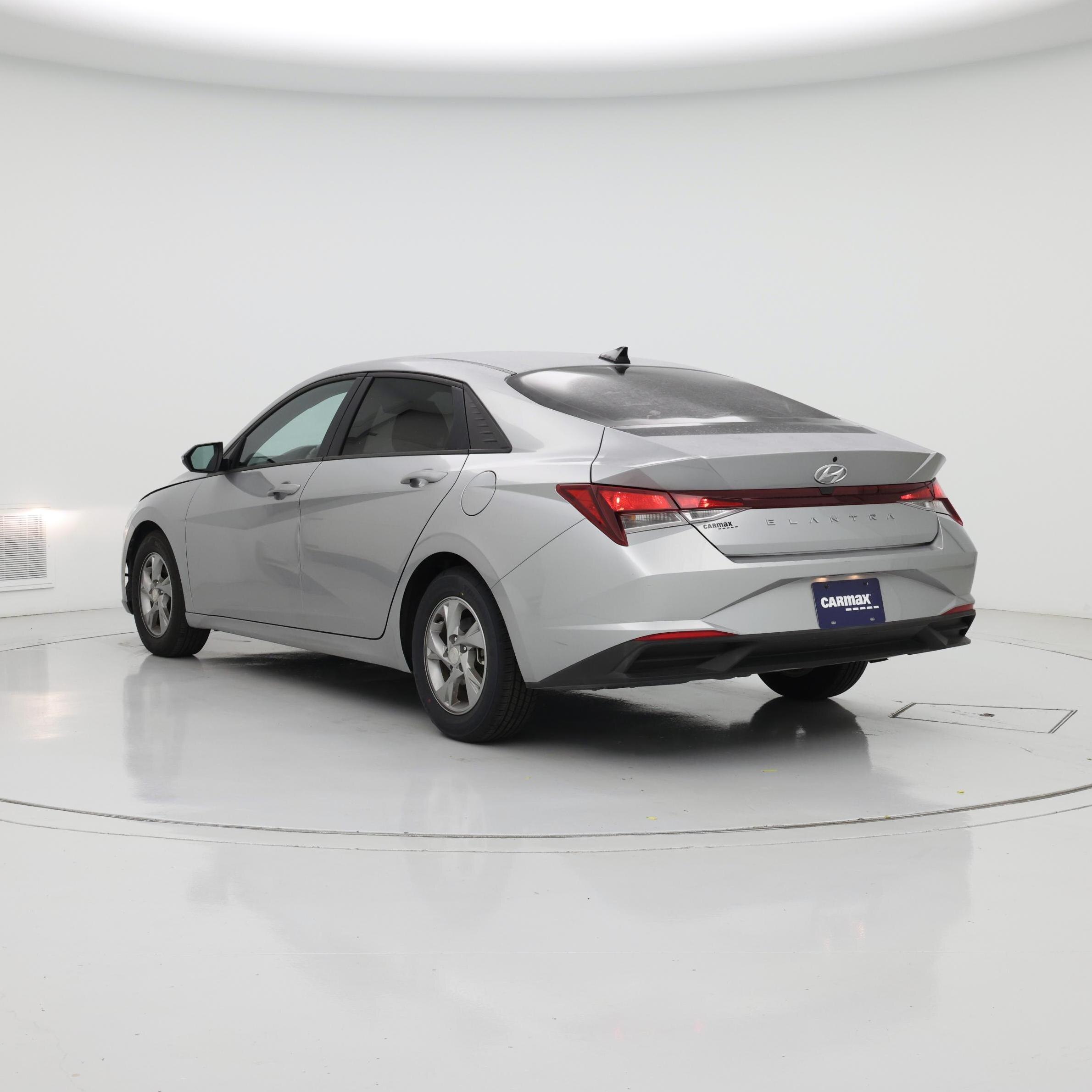 Thumbnail: 2022 Hyundai Elantra - 2