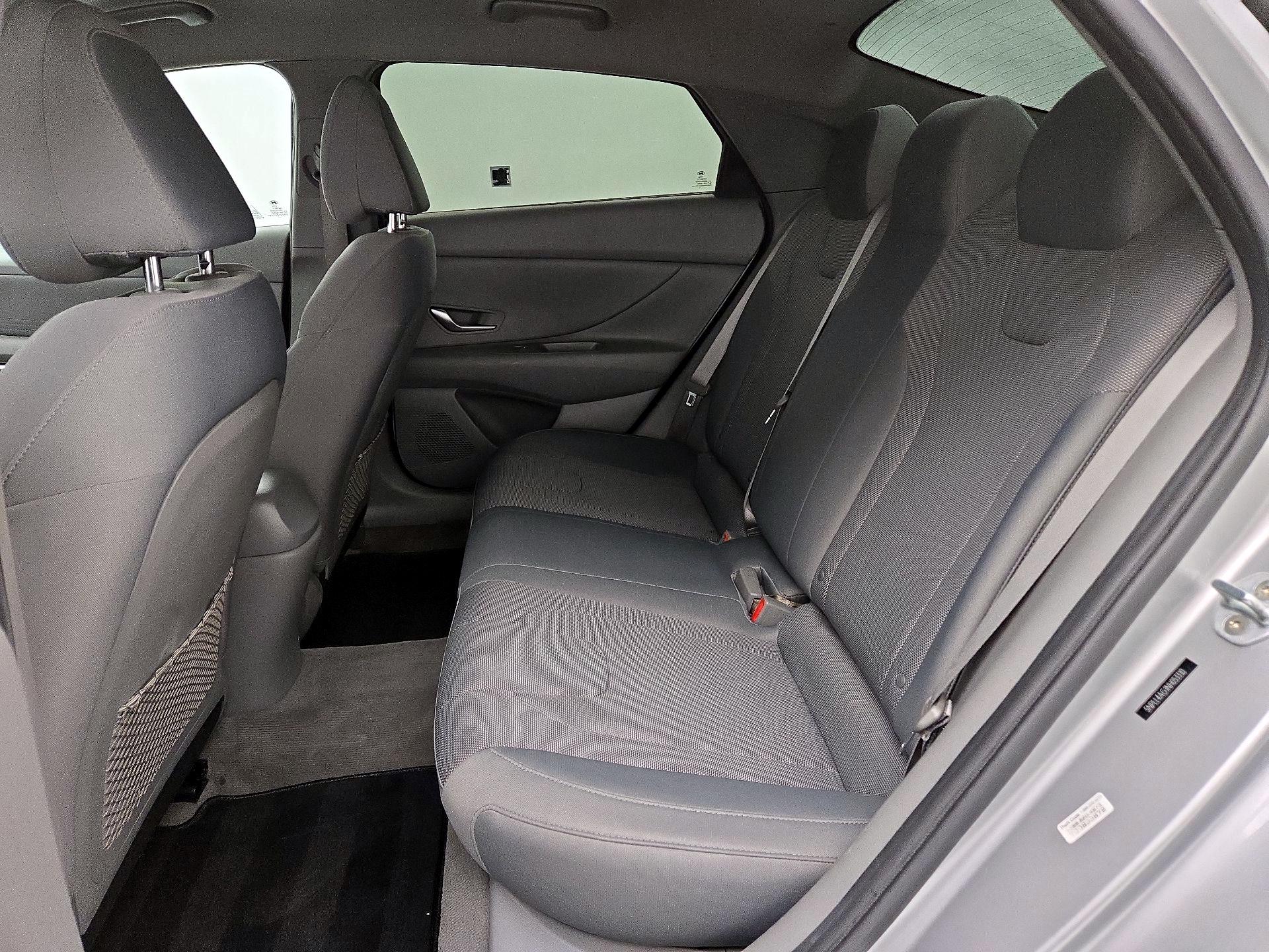 Thumbnail: 2022 Hyundai Elantra - 19