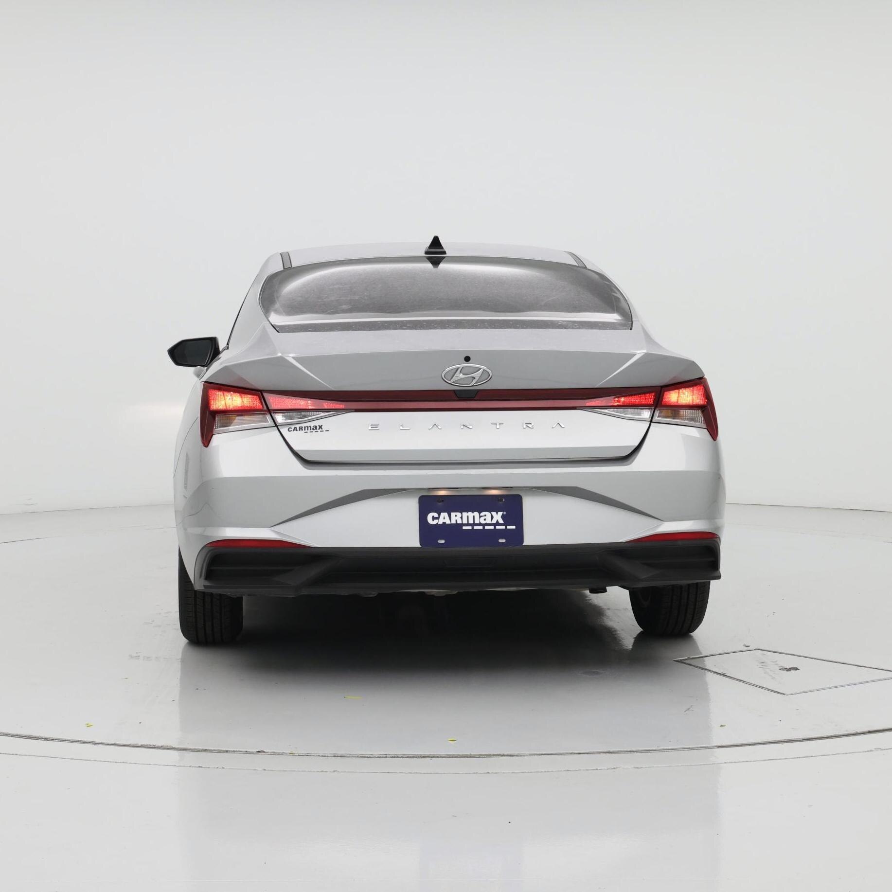 Thumbnail: 2022 Hyundai Elantra - 6