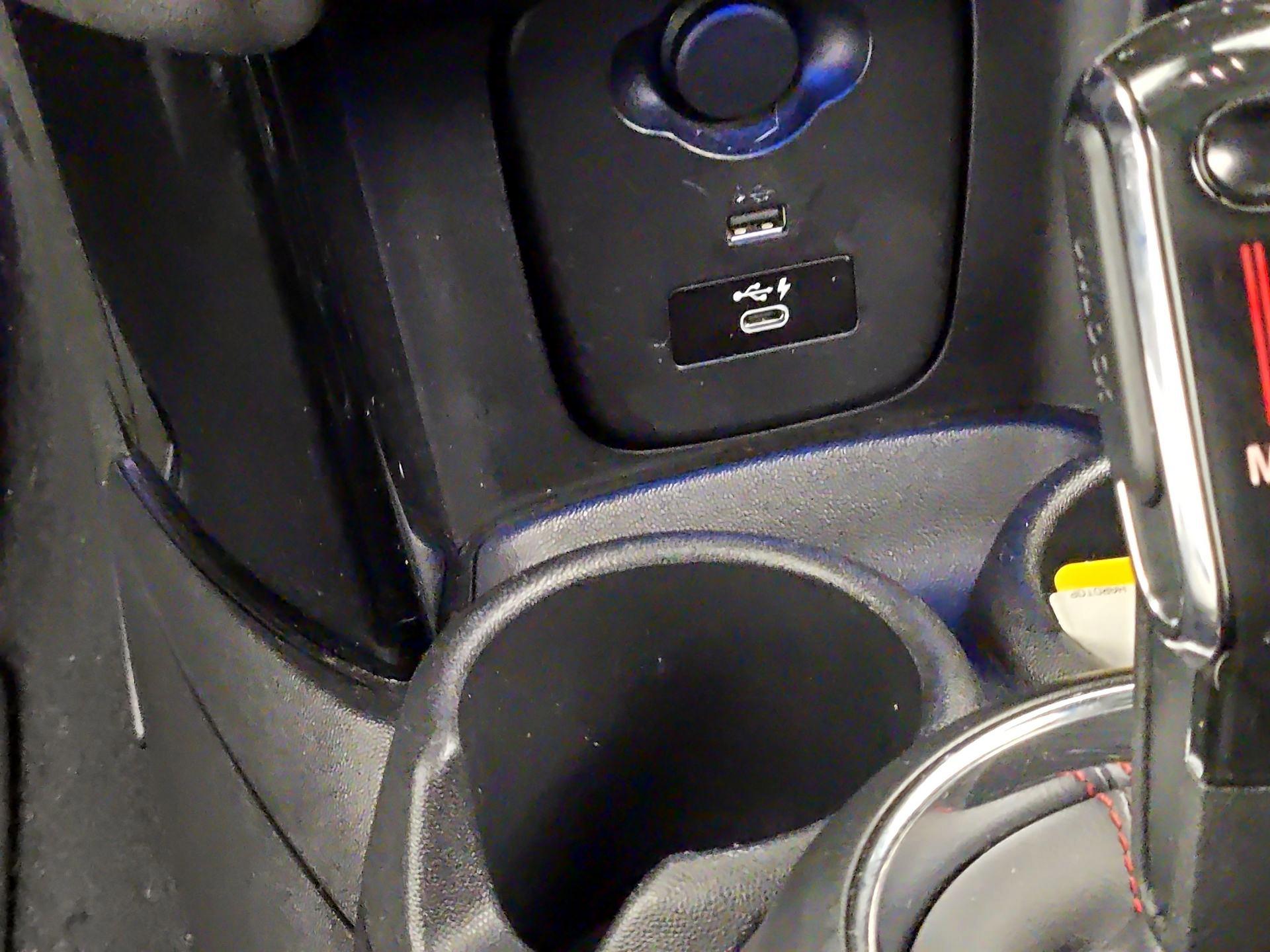 Thumbnail: 2021 MINI Cooper Hardtop - 19