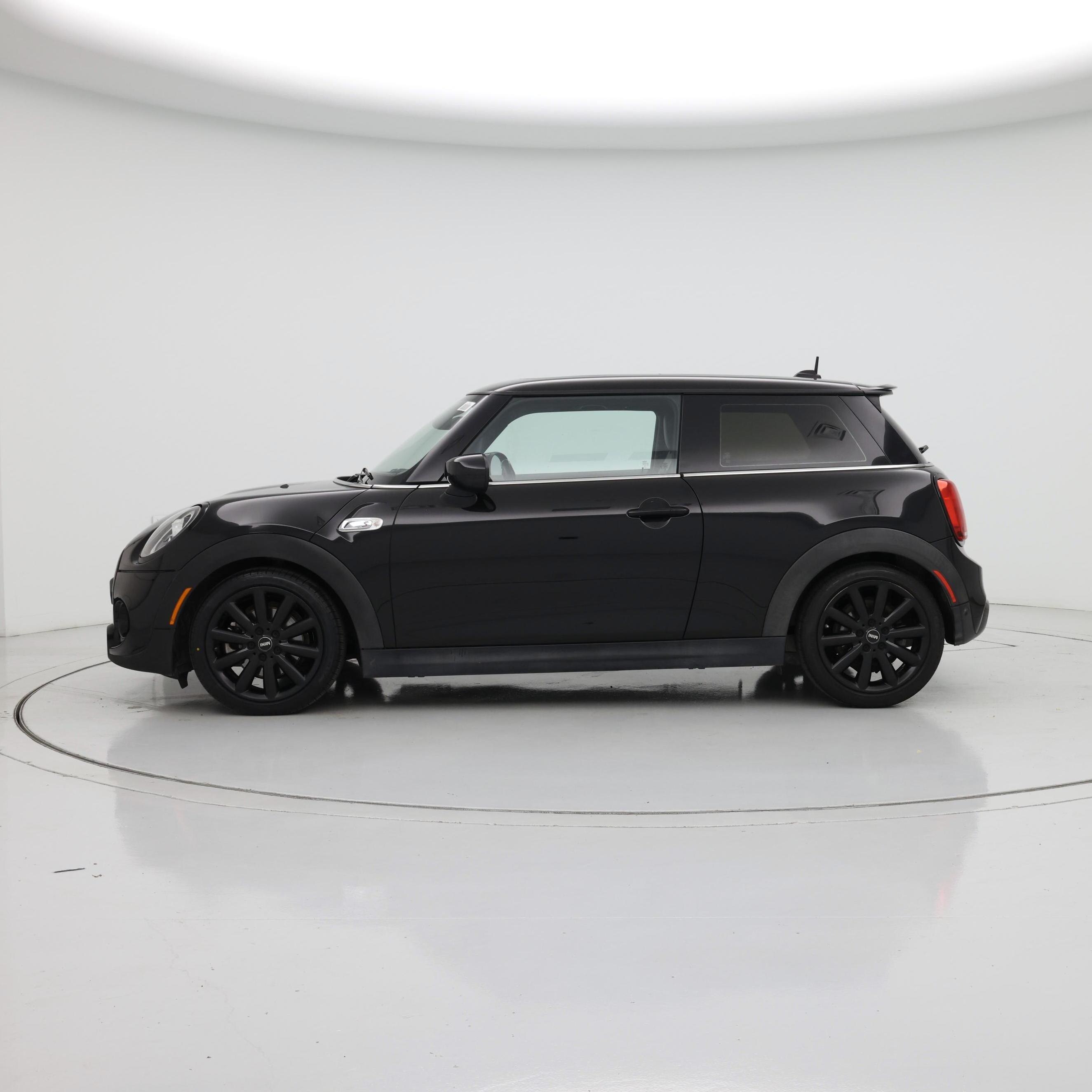 Thumbnail: 2021 MINI Cooper Hardtop - 3