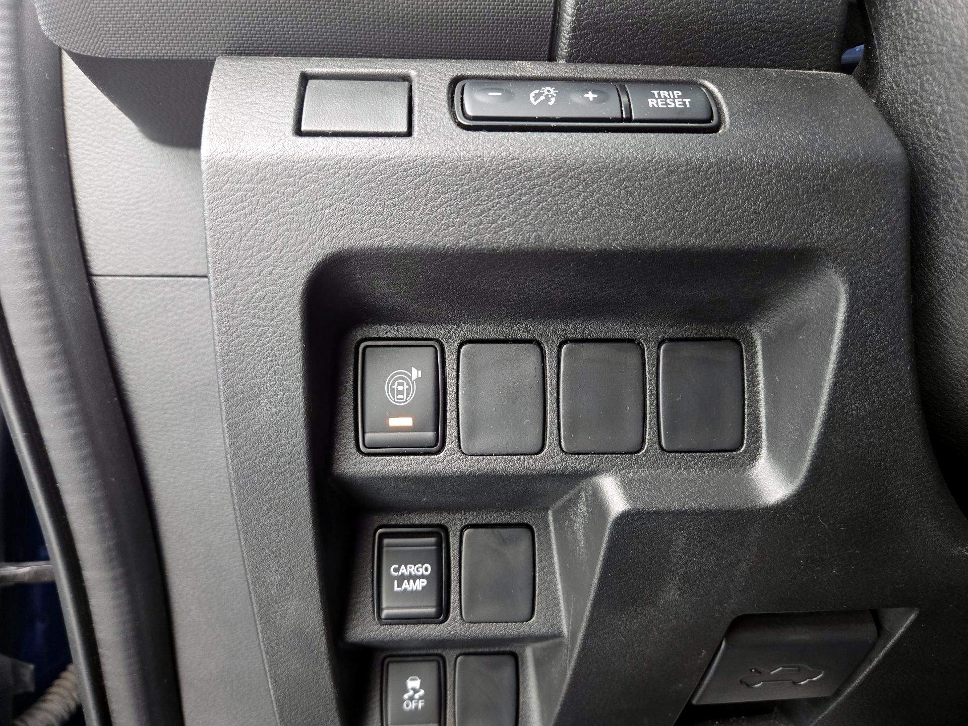 Thumbnail: 2024 Nissan Frontier - 13