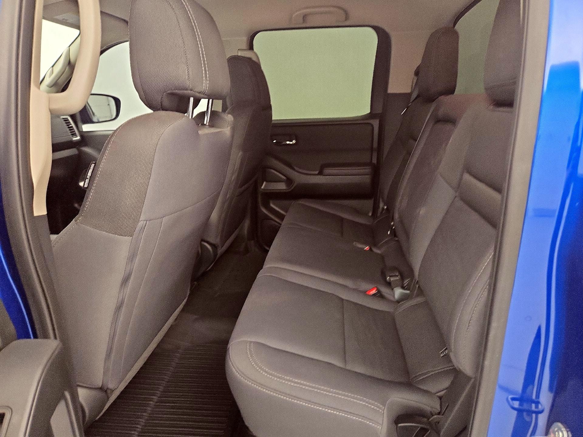 Thumbnail: 2024 Nissan Frontier - 19