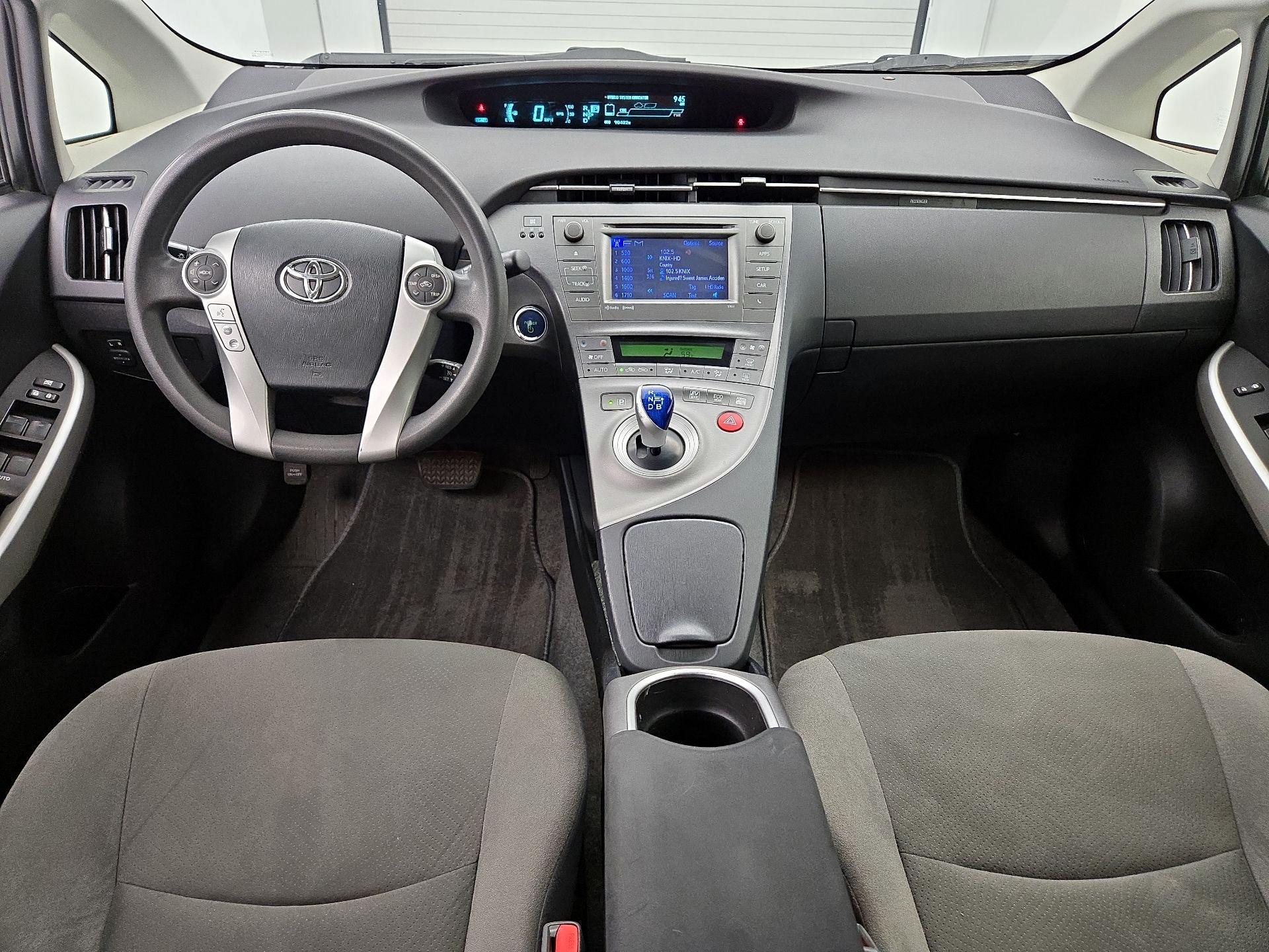 Thumbnail: 2014 Toyota Prius - 9