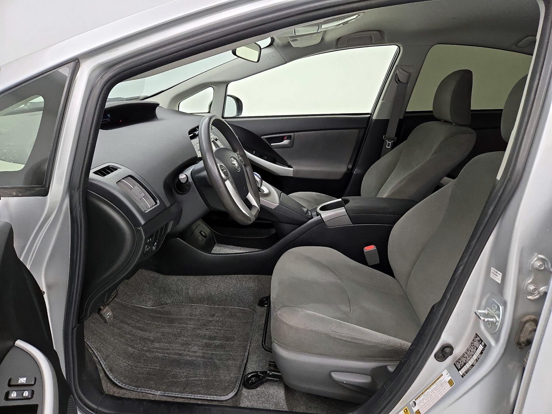 Thumbnail: 2014 Toyota Prius - 11