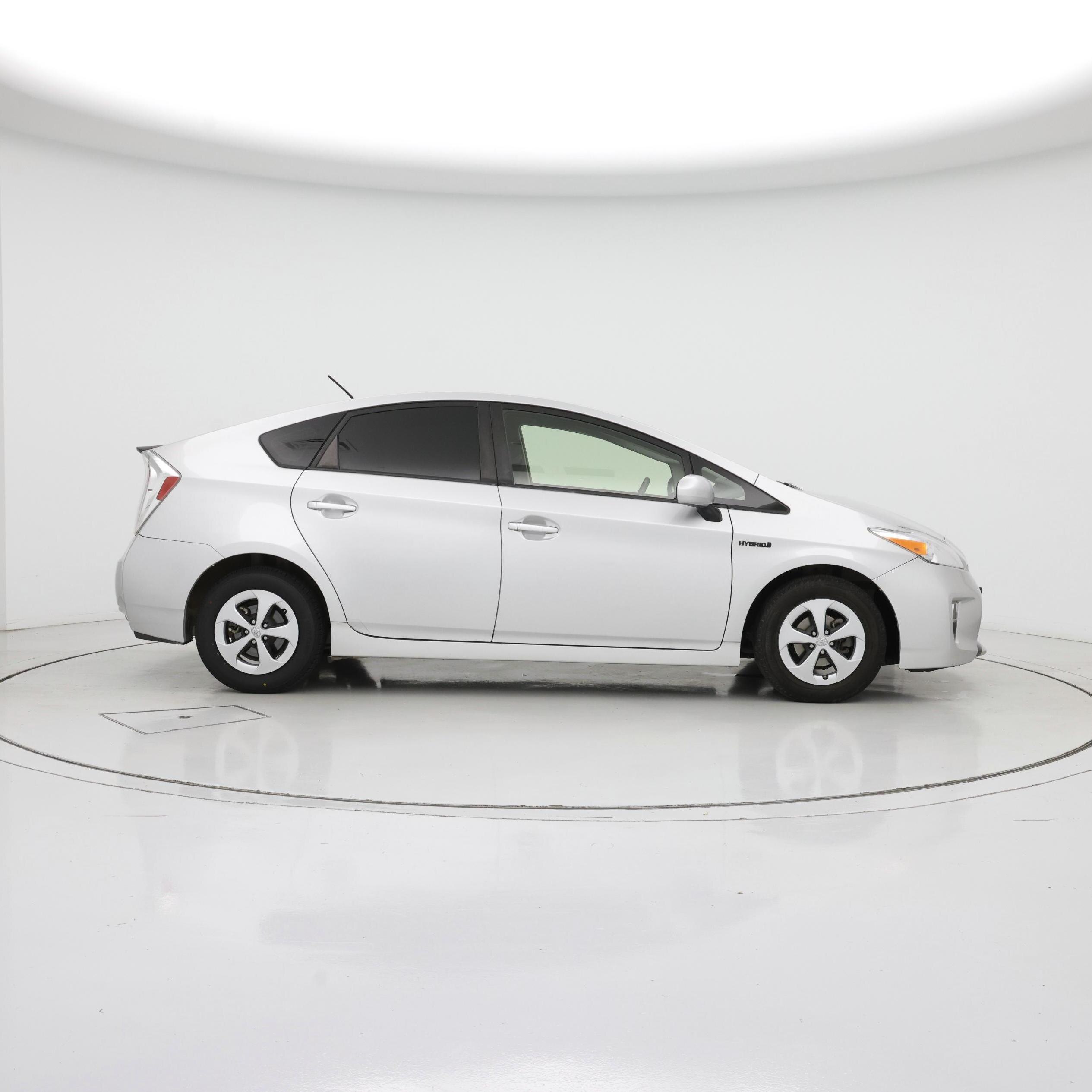 Thumbnail: 2014 Toyota Prius - 7