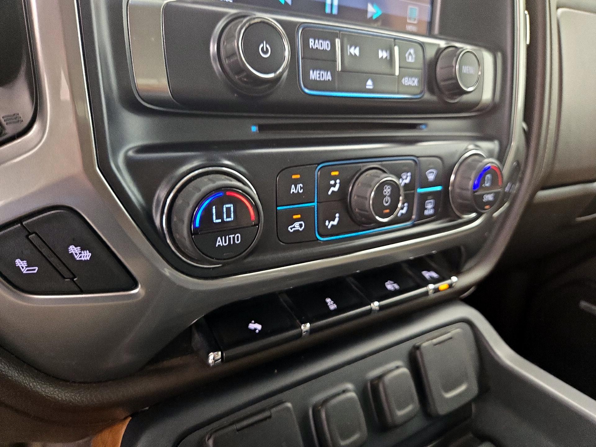 Thumbnail: 2014 Chevrolet Silverado 1500 - 16