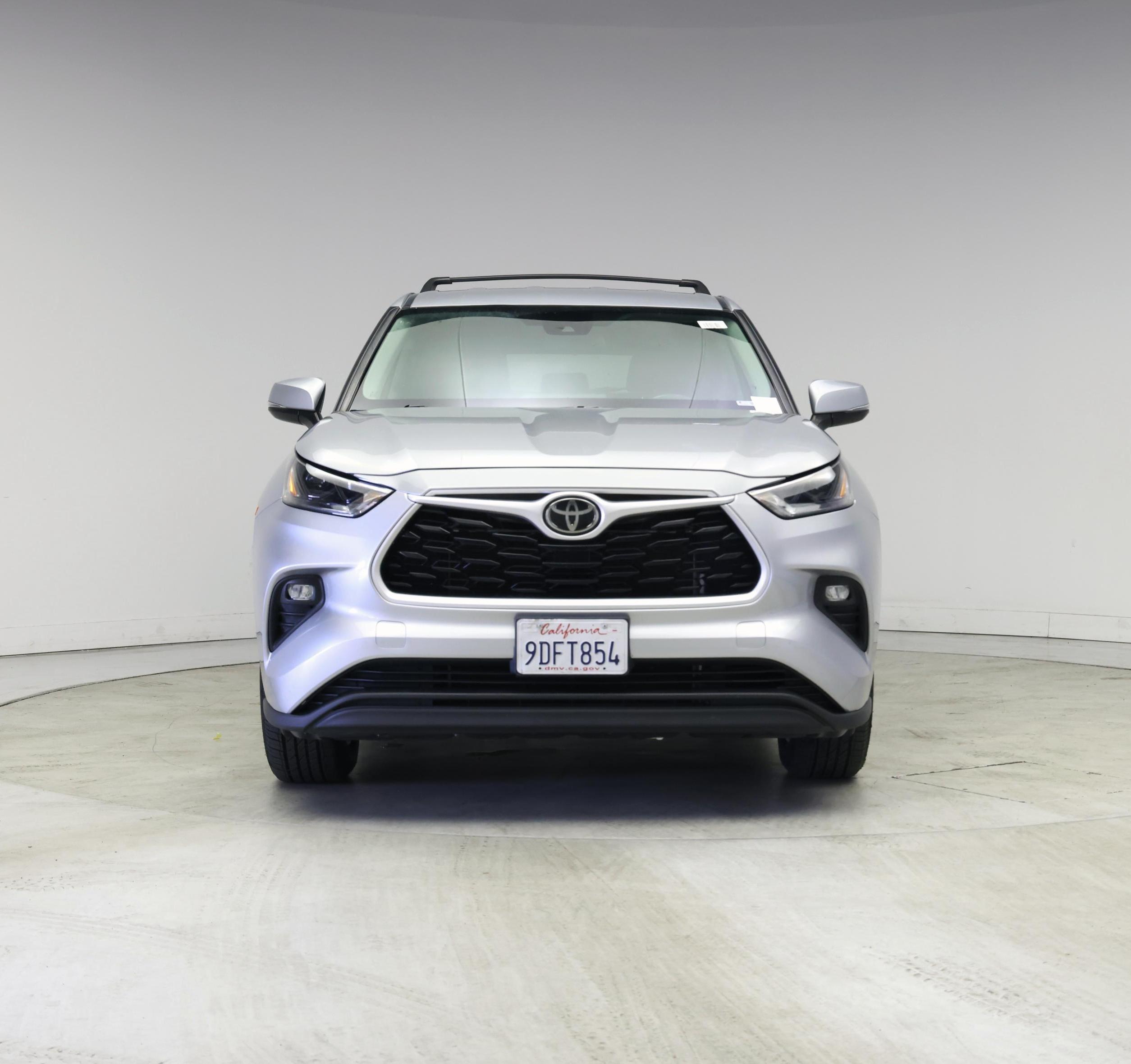 Thumbnail: 2022 Toyota Highlander - 5