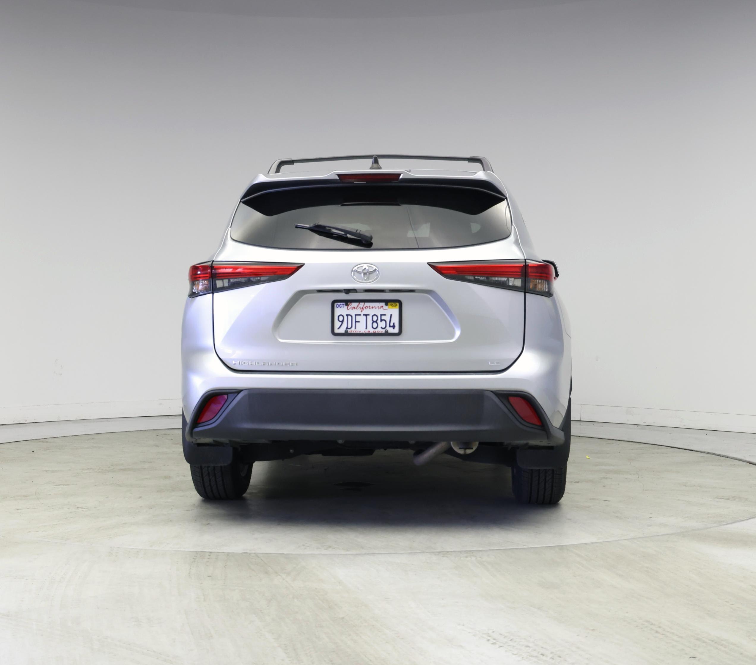 Thumbnail: 2022 Toyota Highlander - 6