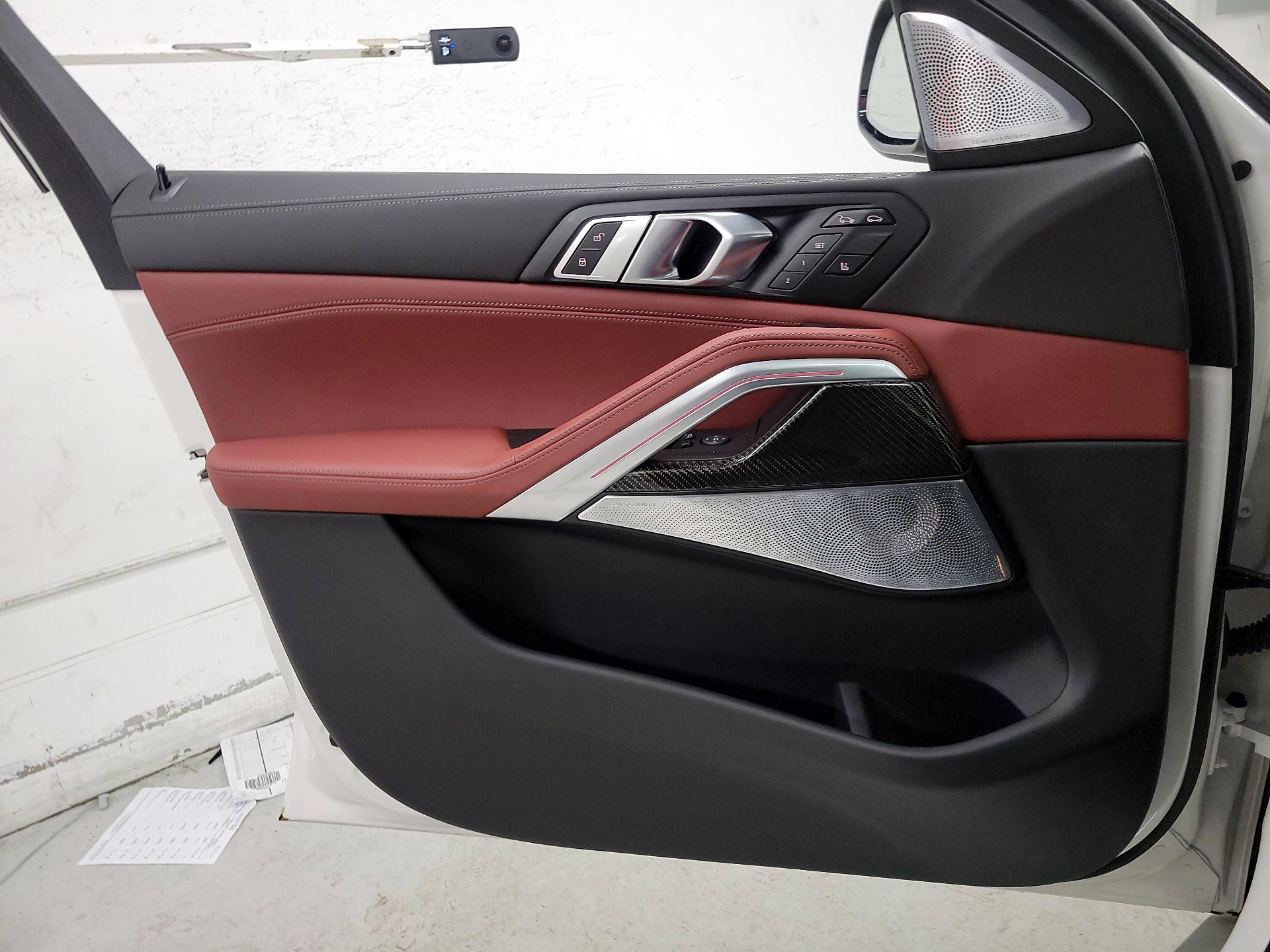 Thumbnail: 2025 BMW X6 - 12