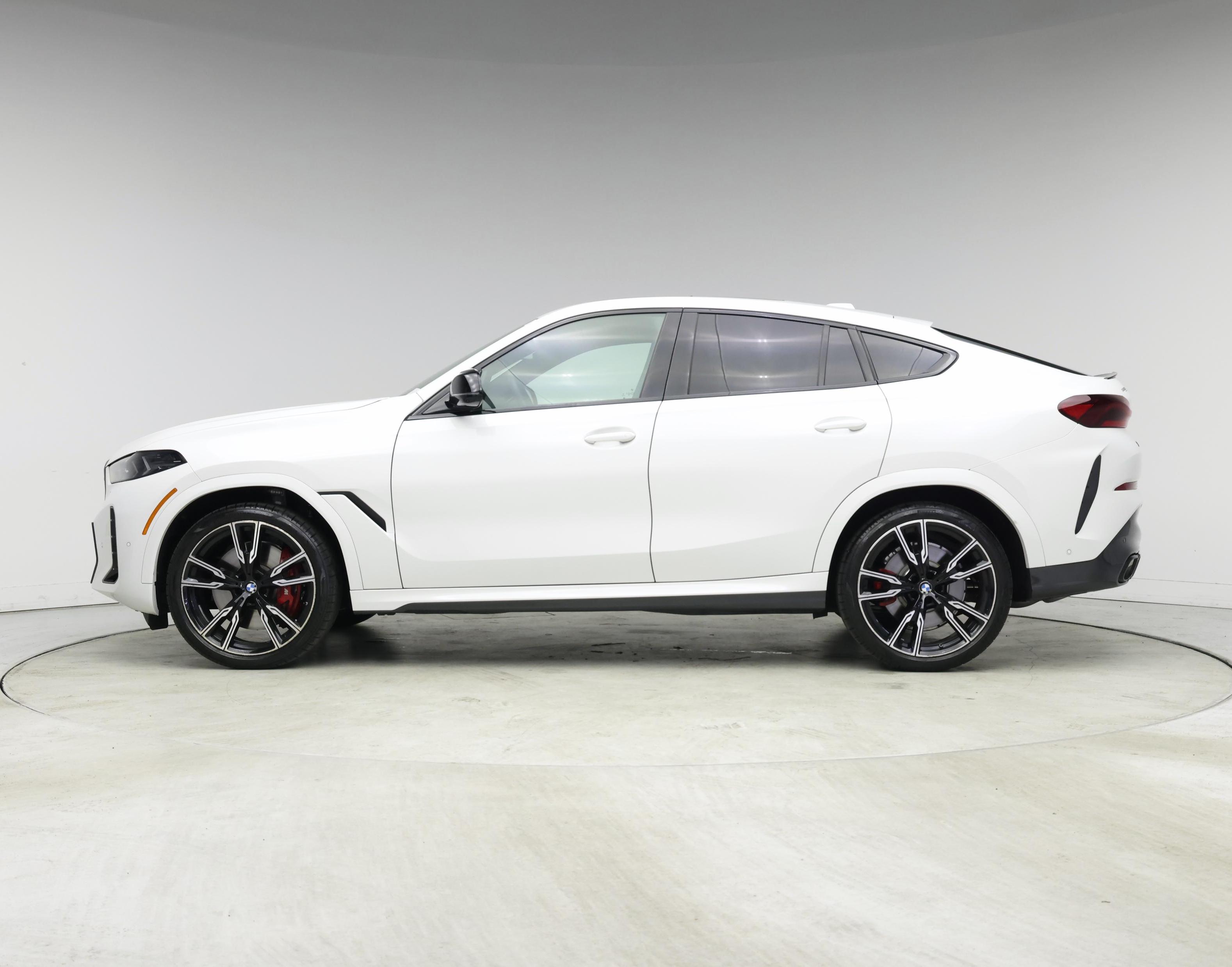 Thumbnail: 2025 BMW X6 - 3