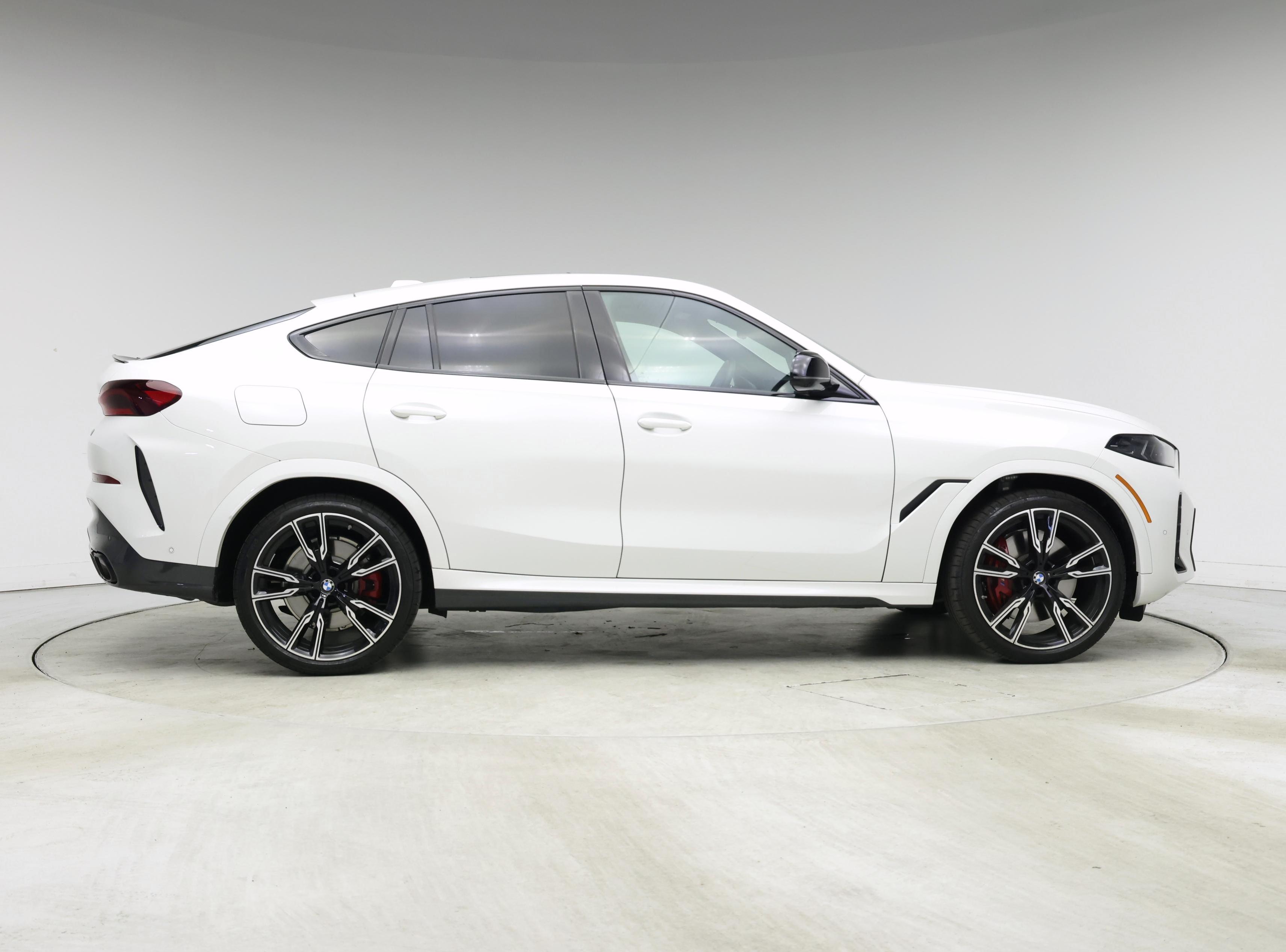 Thumbnail: 2025 BMW X6 - 7