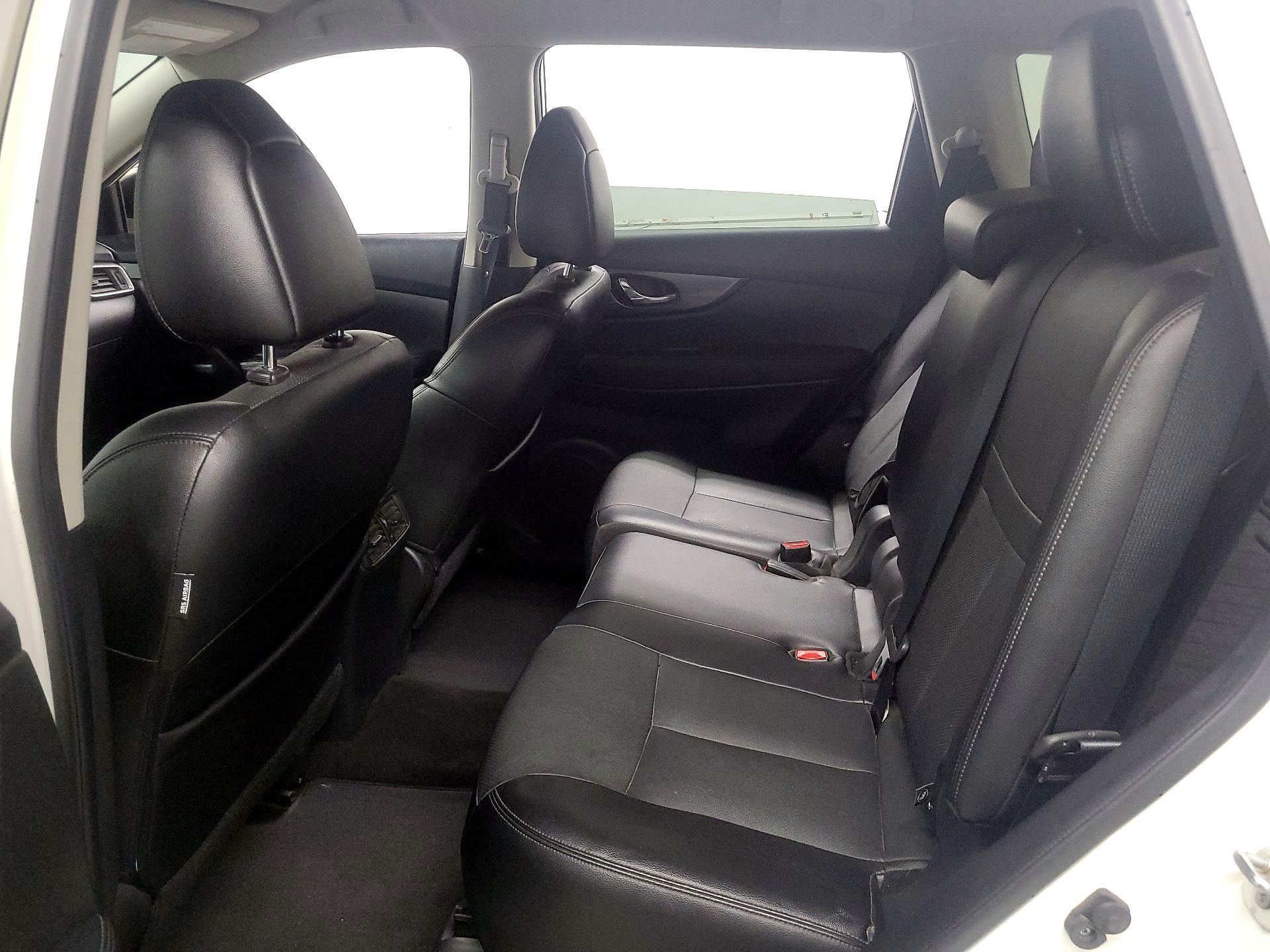 Thumbnail: 2016 Nissan Rogue - 19