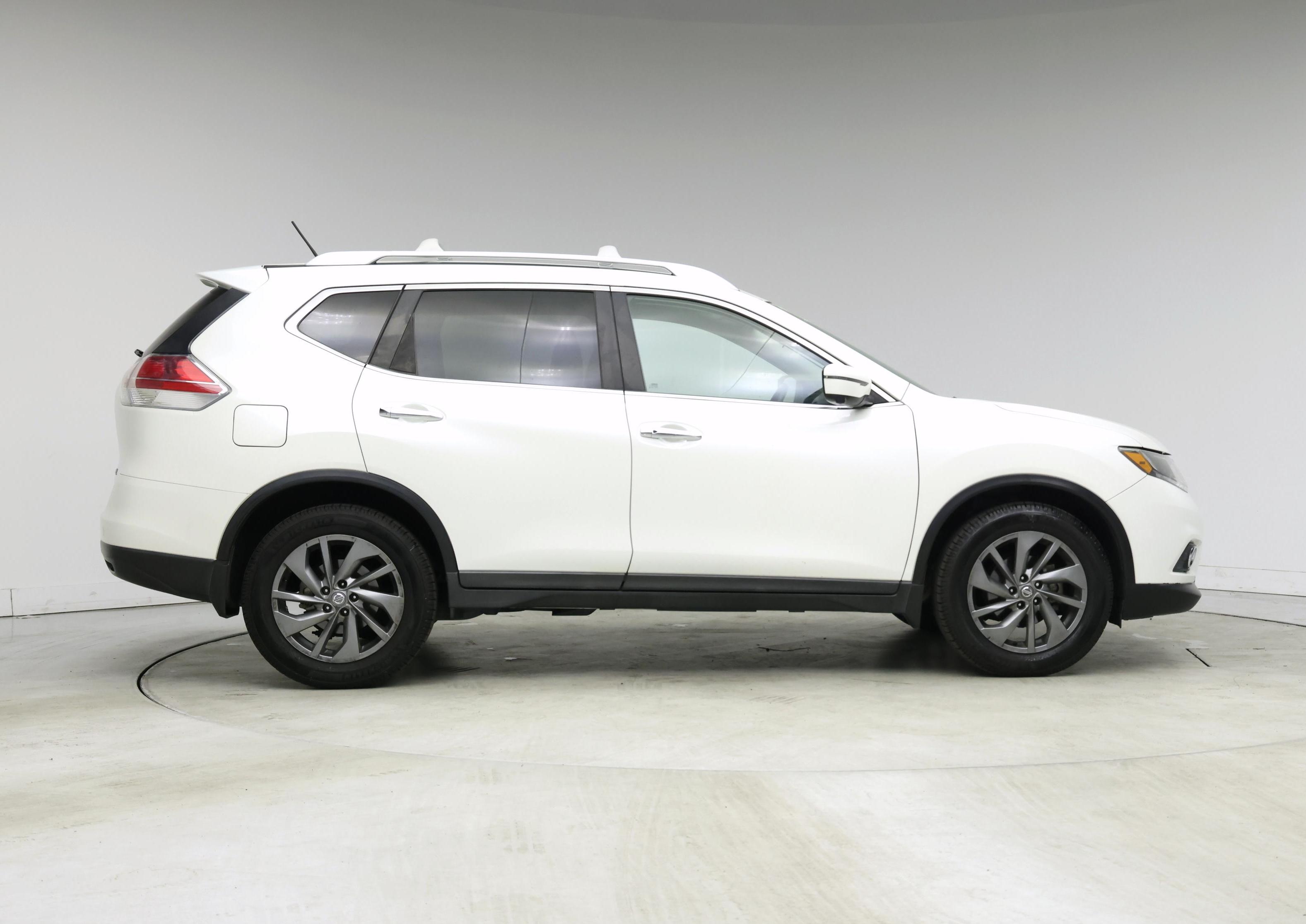 Thumbnail: 2016 Nissan Rogue - 7