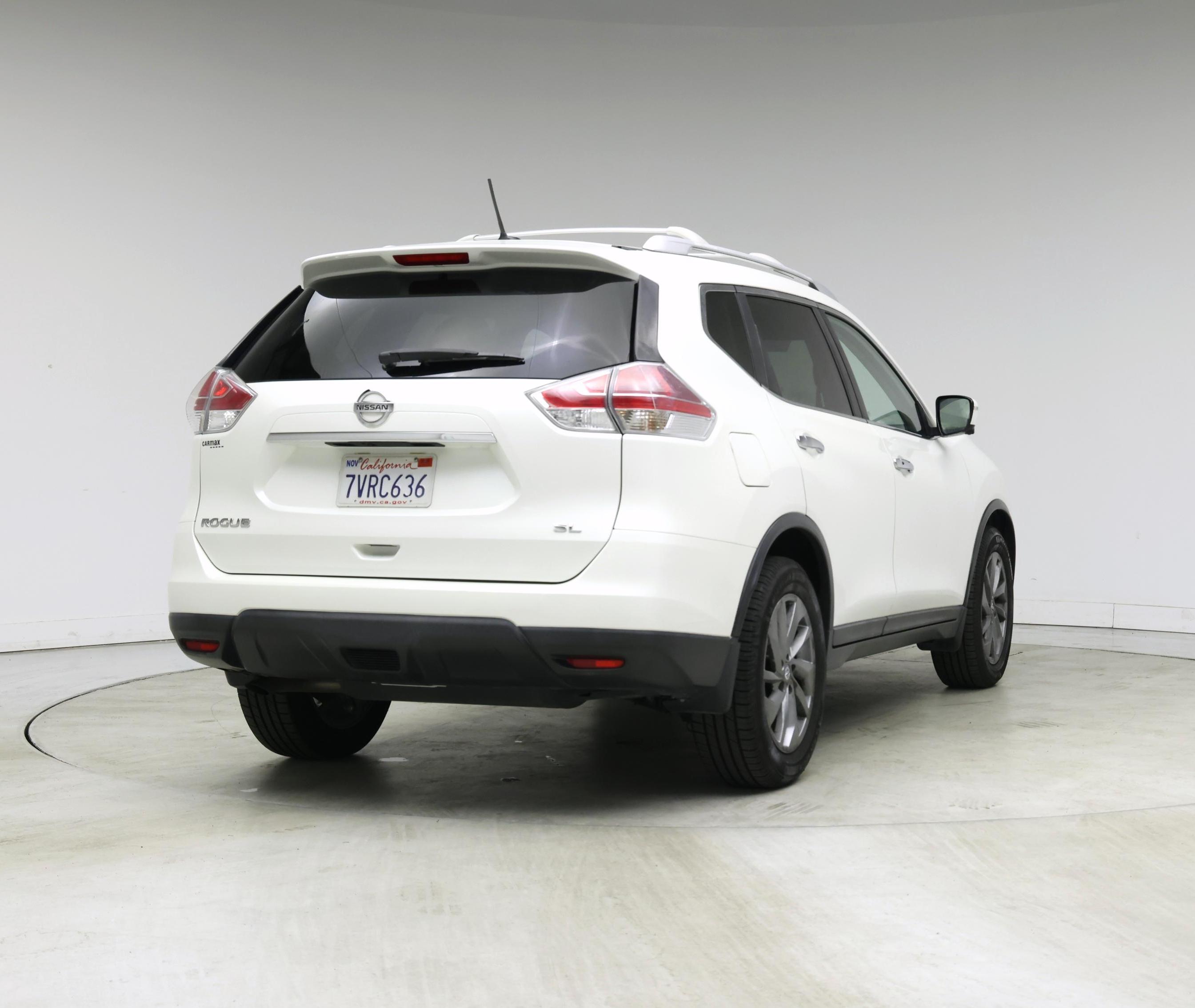 Thumbnail: 2016 Nissan Rogue - 8
