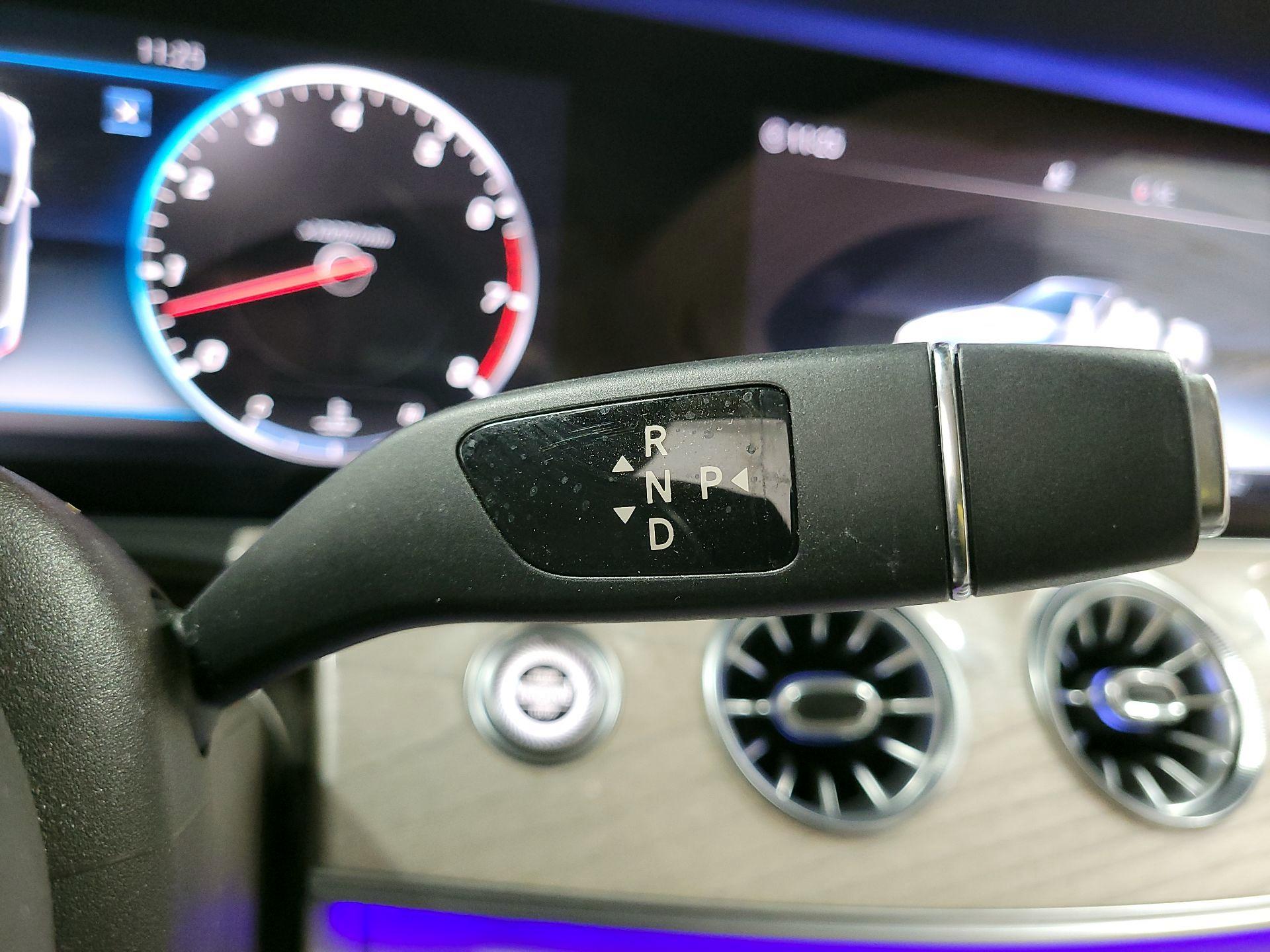 Thumbnail: 2020 Mercedes-Benz E-Class - 16