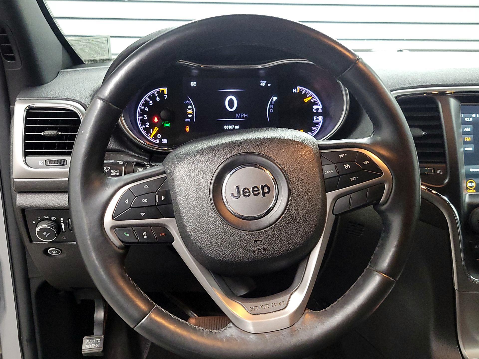 Thumbnail: 2018 Jeep Grand Cherokee - 10