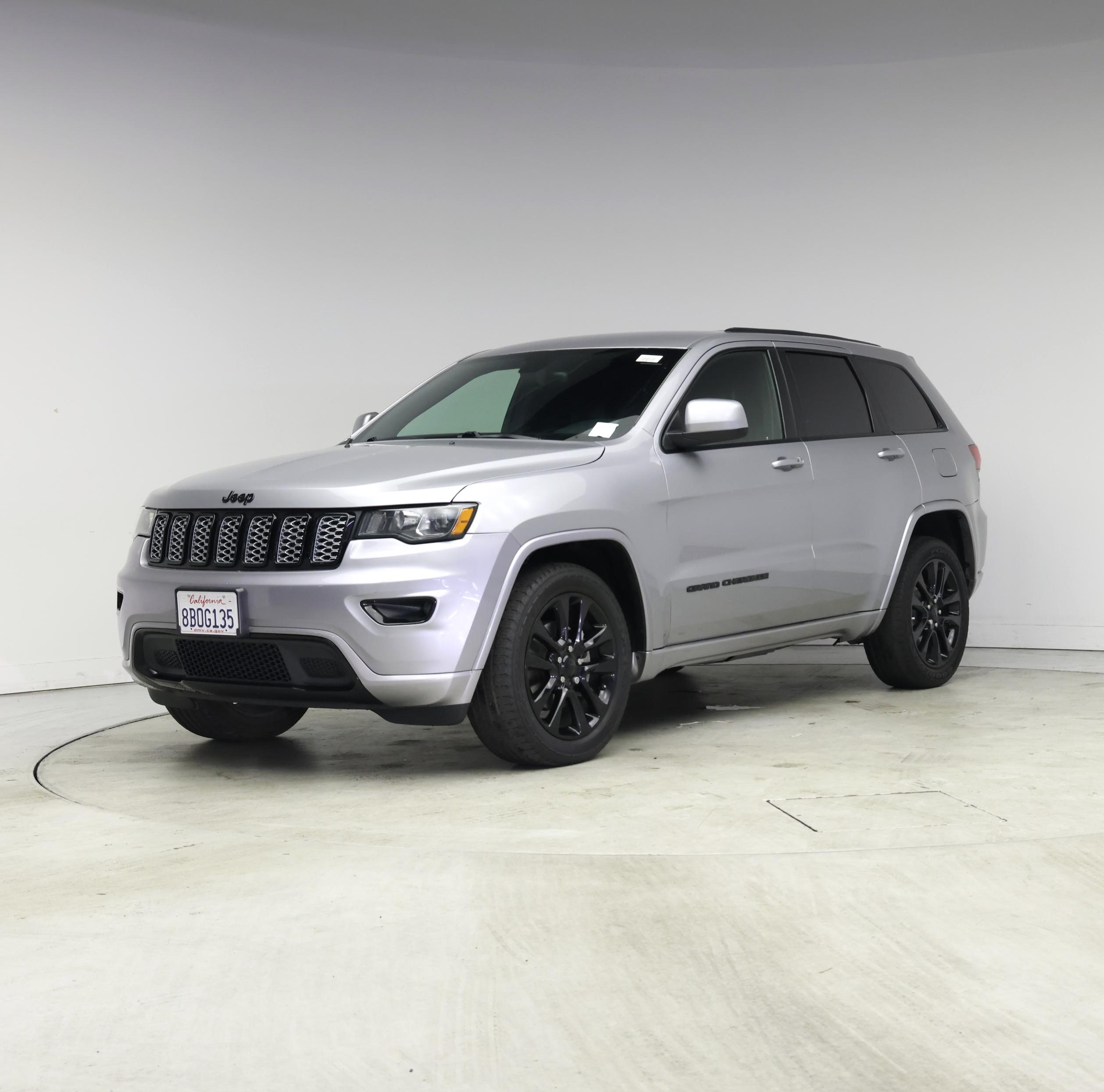 Thumbnail: 2018 Jeep Grand Cherokee - 4