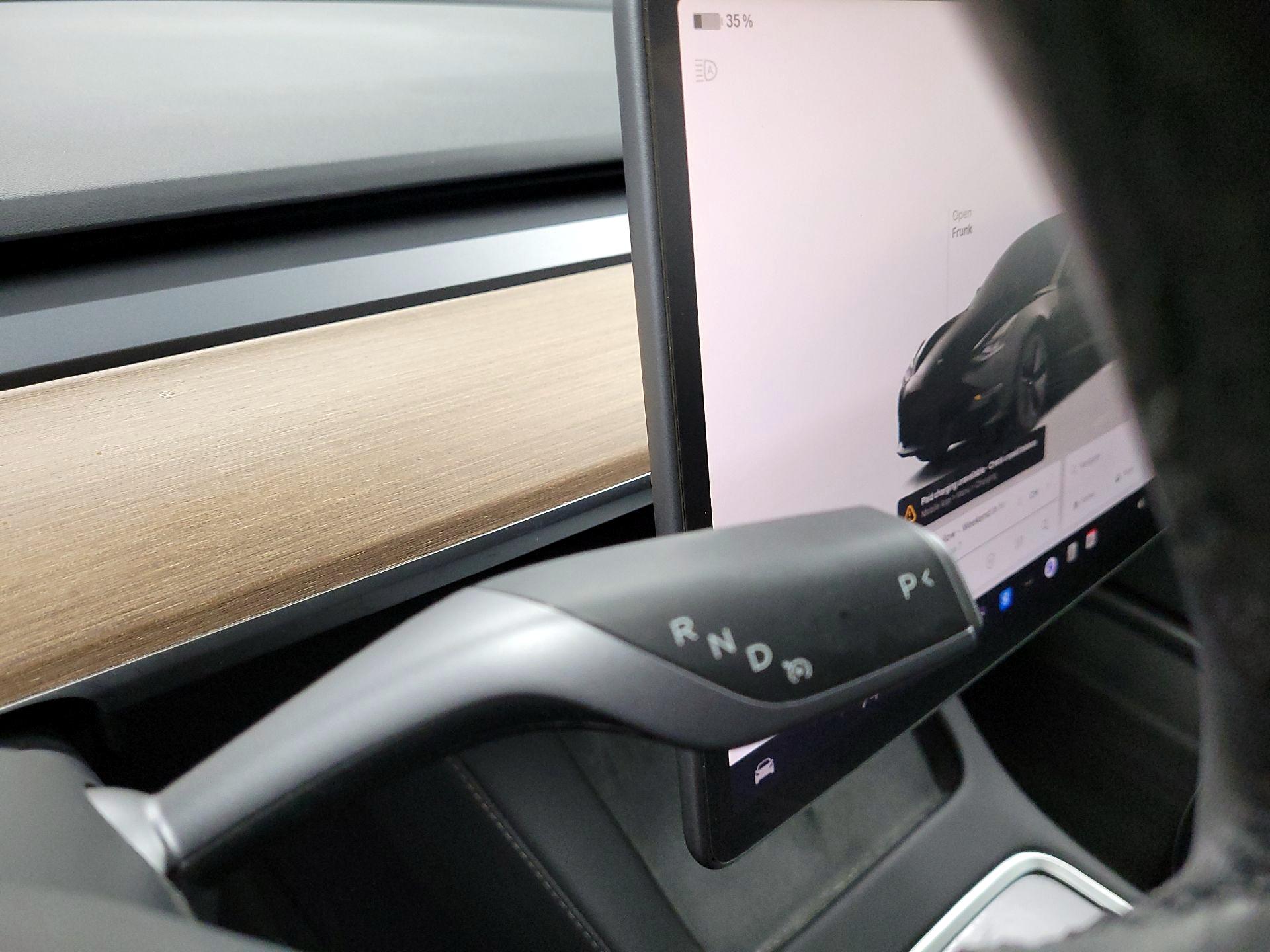 Thumbnail: 2023 Tesla Model 3 - 17