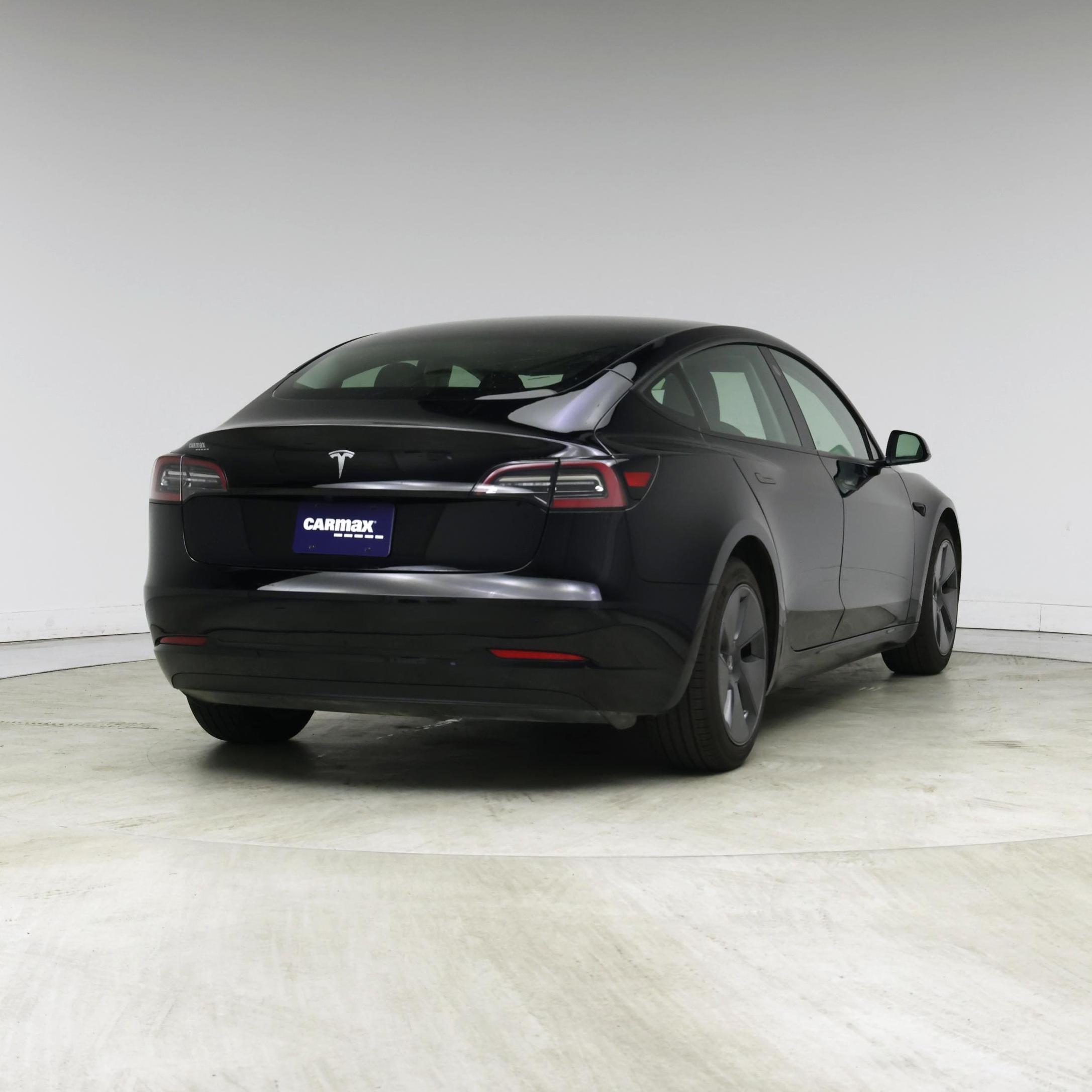 Thumbnail: 2023 Tesla Model 3 - 8
