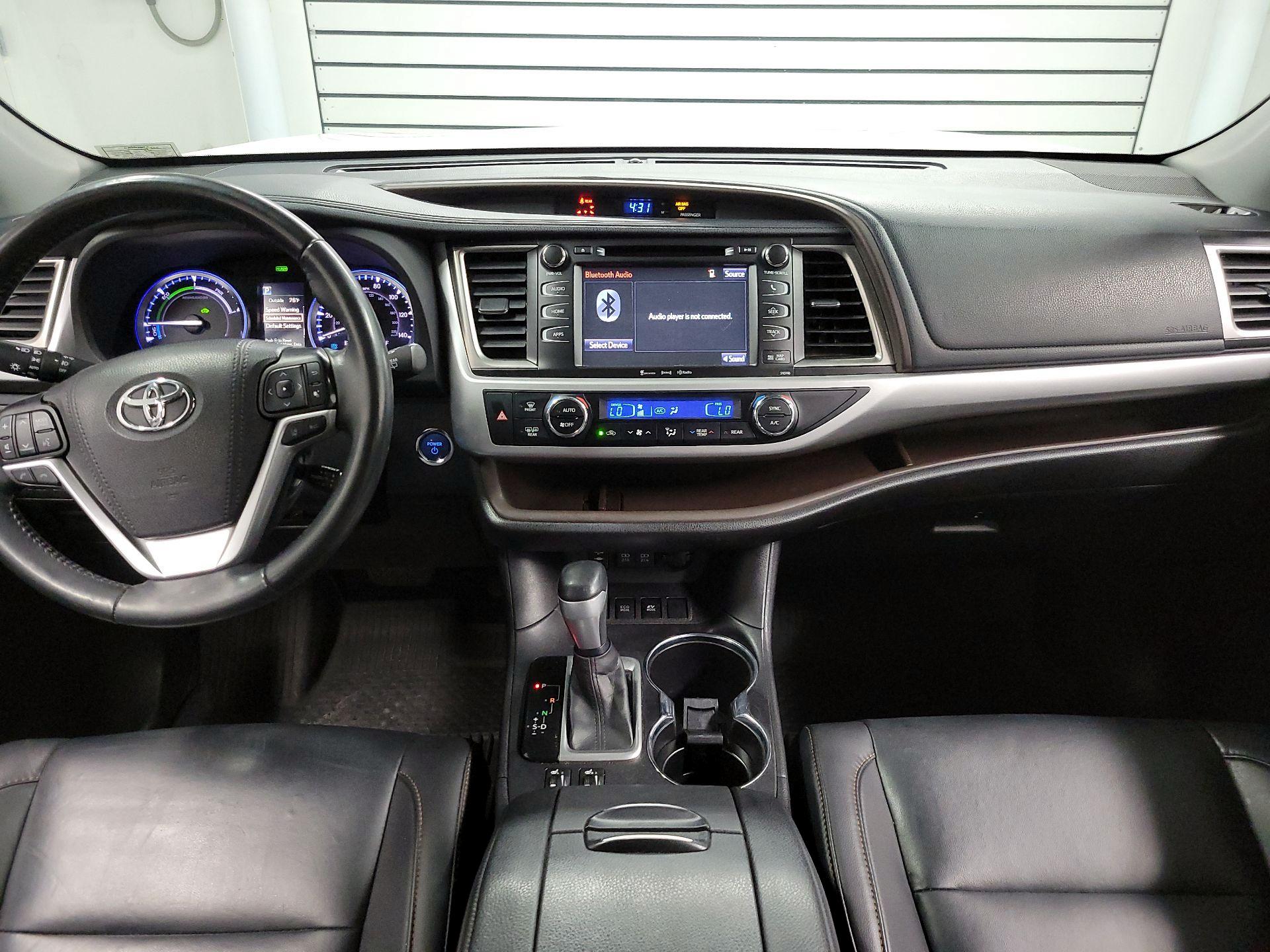 Thumbnail: 2019 Toyota Highlander - 9